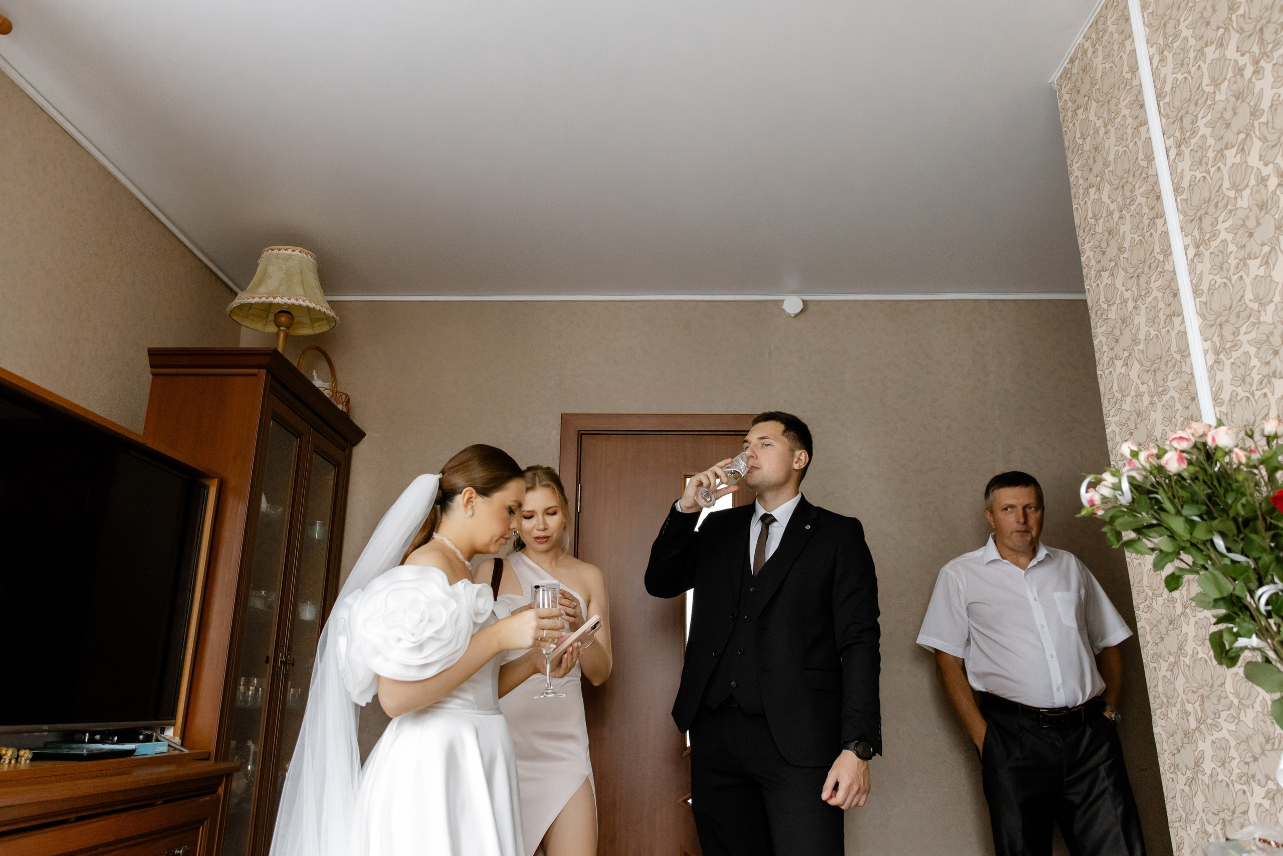 Свадебный день Влада и Вики. Свадебный фотограф Анна Бабахина