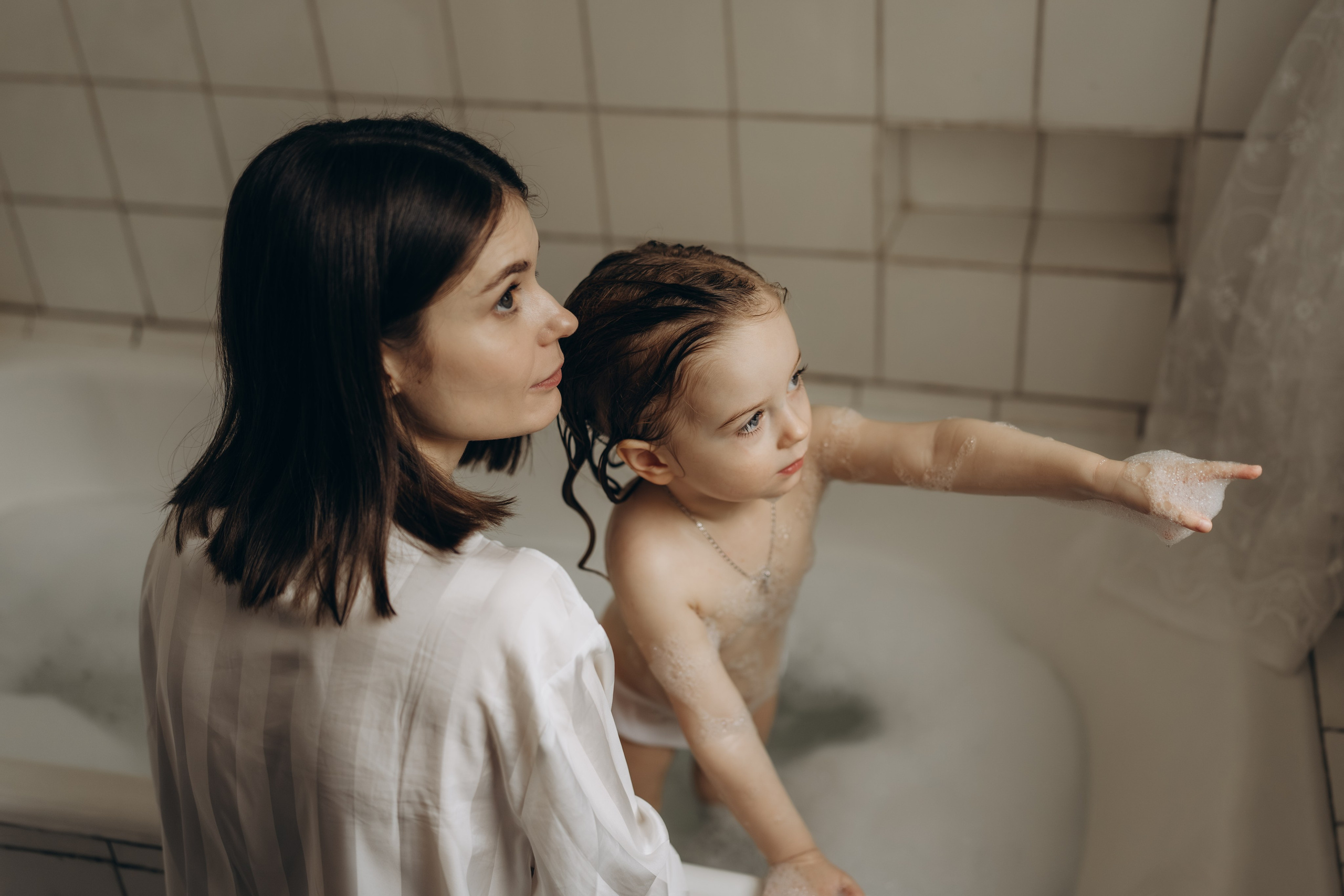 Кораблик в пене. Семейный фотограф Москва. Фотограф беременности и материнства Москва