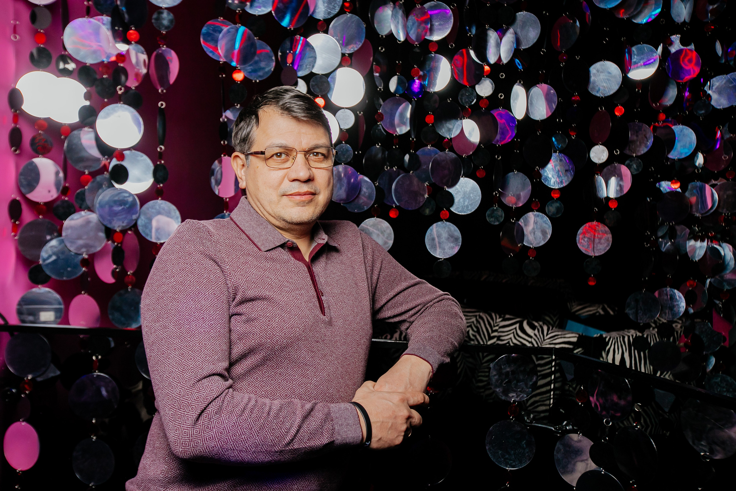 БАР МОЛОДОСТЬ. Репортажный и портретный фотограф в Екатеринбурге Гизатуллин Марат