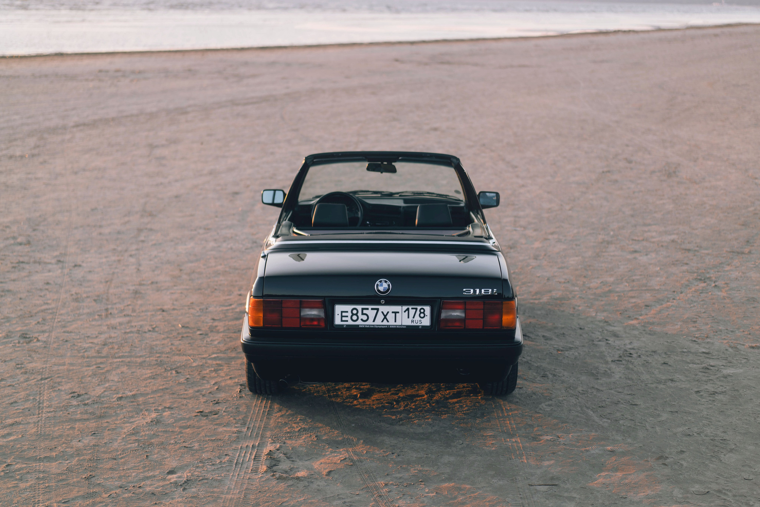 BMW 318i Cabriolet. Автомобильный фотограф Антон Цырулев