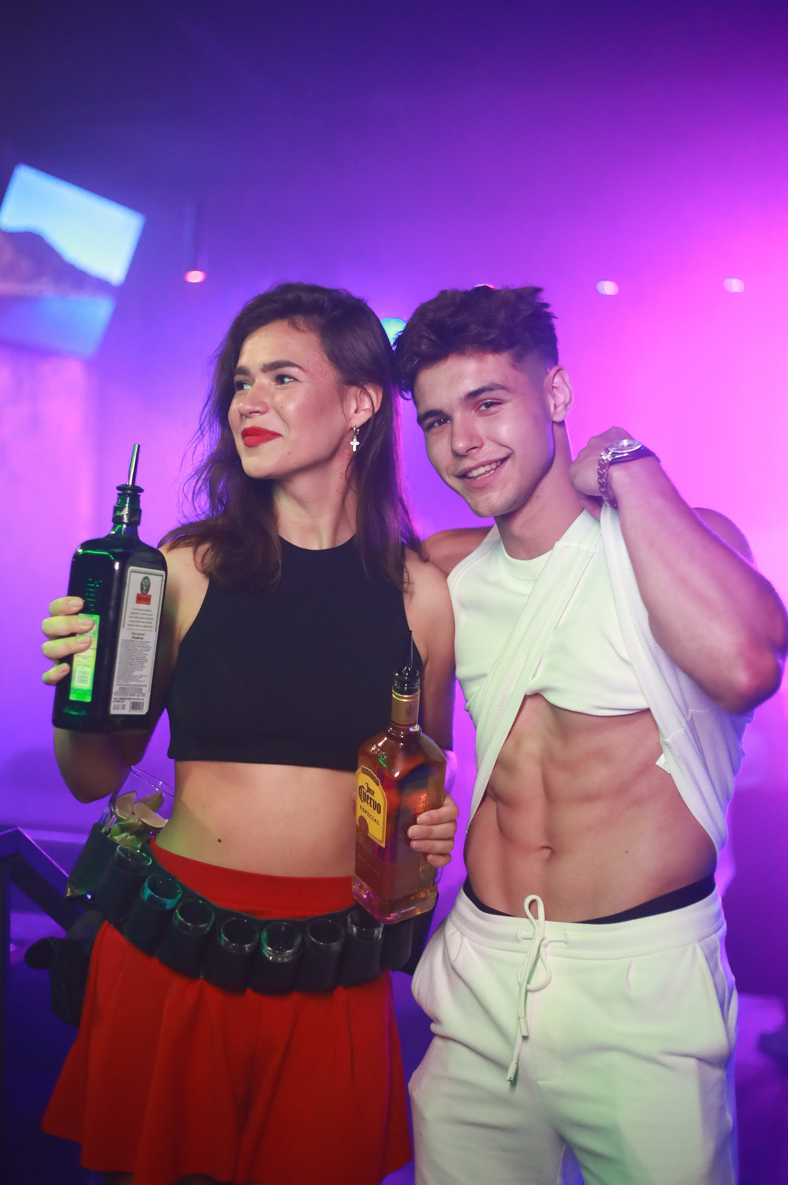 Клуб Резиденция лучшее. Контакты