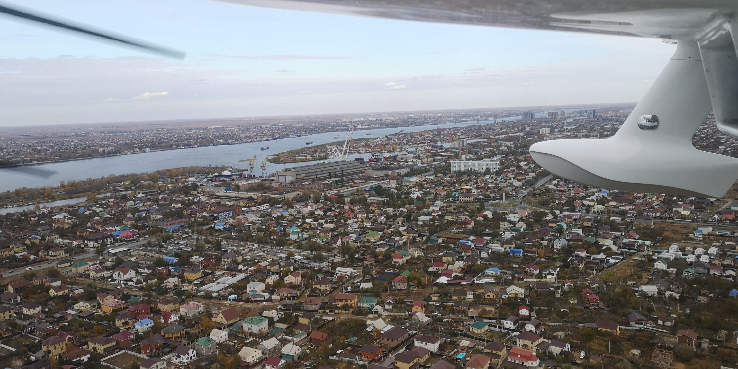 Каспийское море (наука на Ла-8) (2021 г.). Фотоальбом показывающий увлекательный мир авиации и мир медведей Андрея Иванова