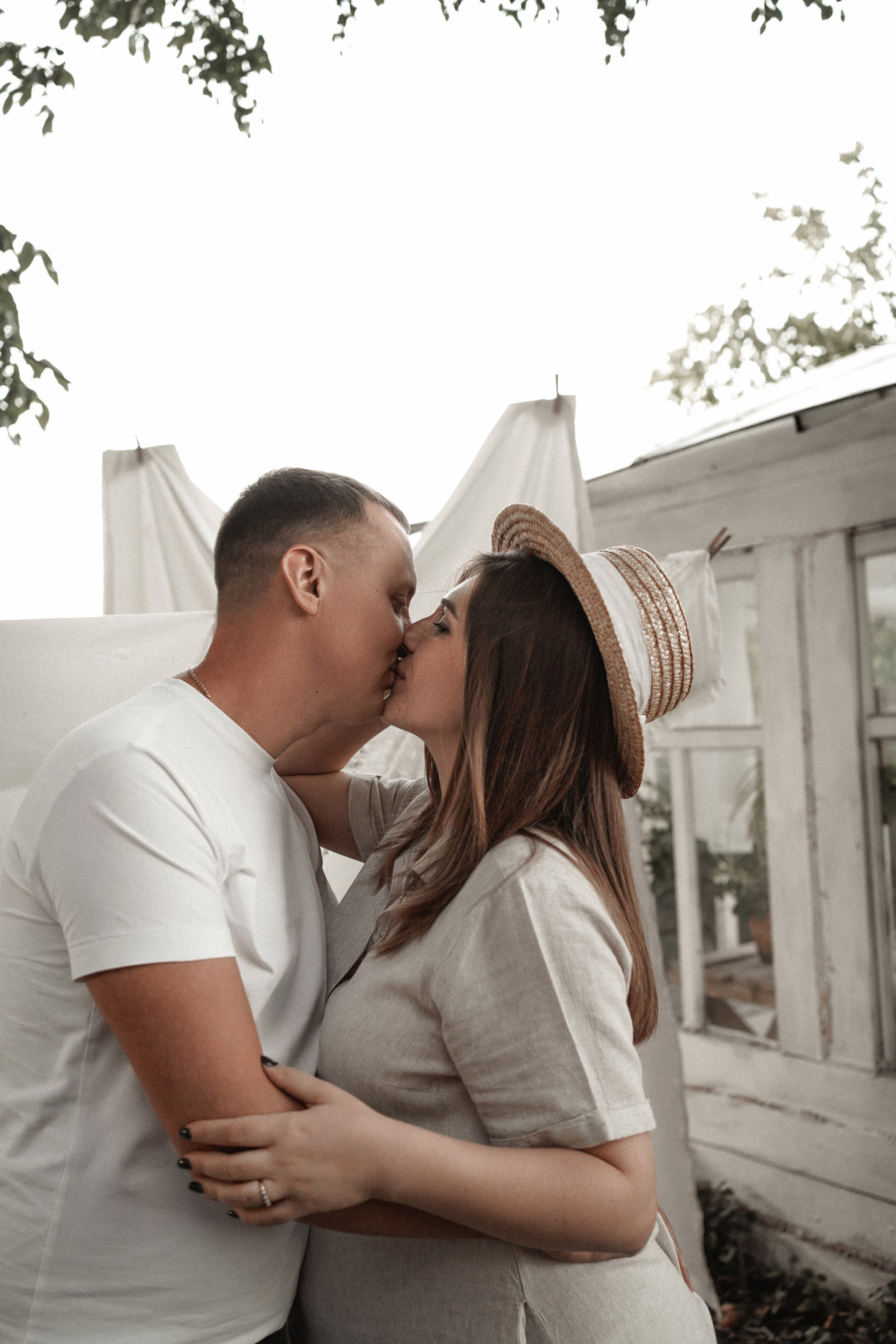 Семейный и свадебный фотограф в Ростове. Широкий спектр локаций. Свадебный фотограф в Ростове-на-Дону. Таинство Крещения и Венчания, семейные фотосессии. Алёна Чёботова