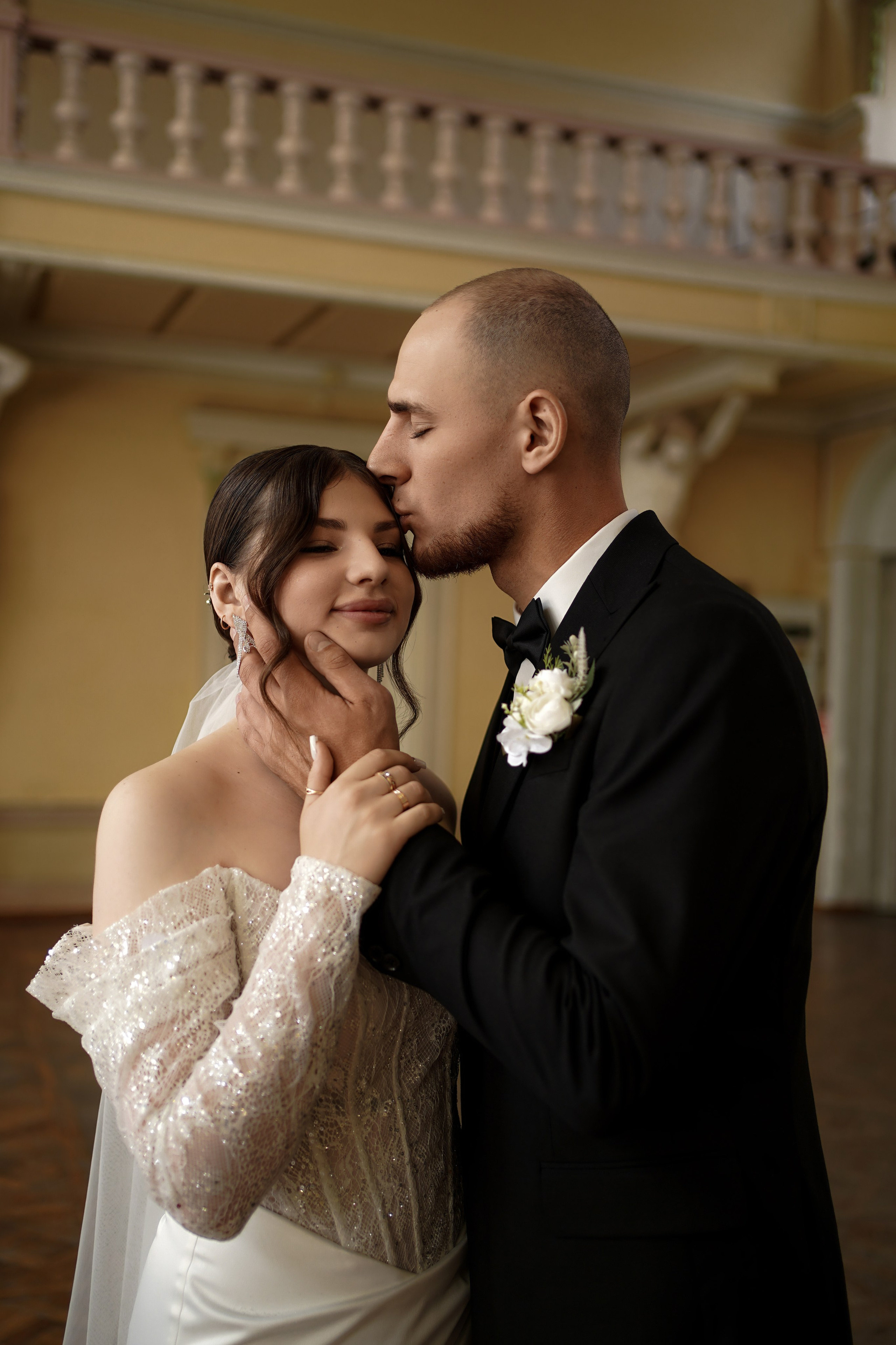 Эдуард и Анастасия на свадебной фотосессии в Новочеркасске. Свадебный фотограф в Ростове-на-Дону. Таинство Крещения и Венчания, семейные фотосессии. Алёна Чёботова