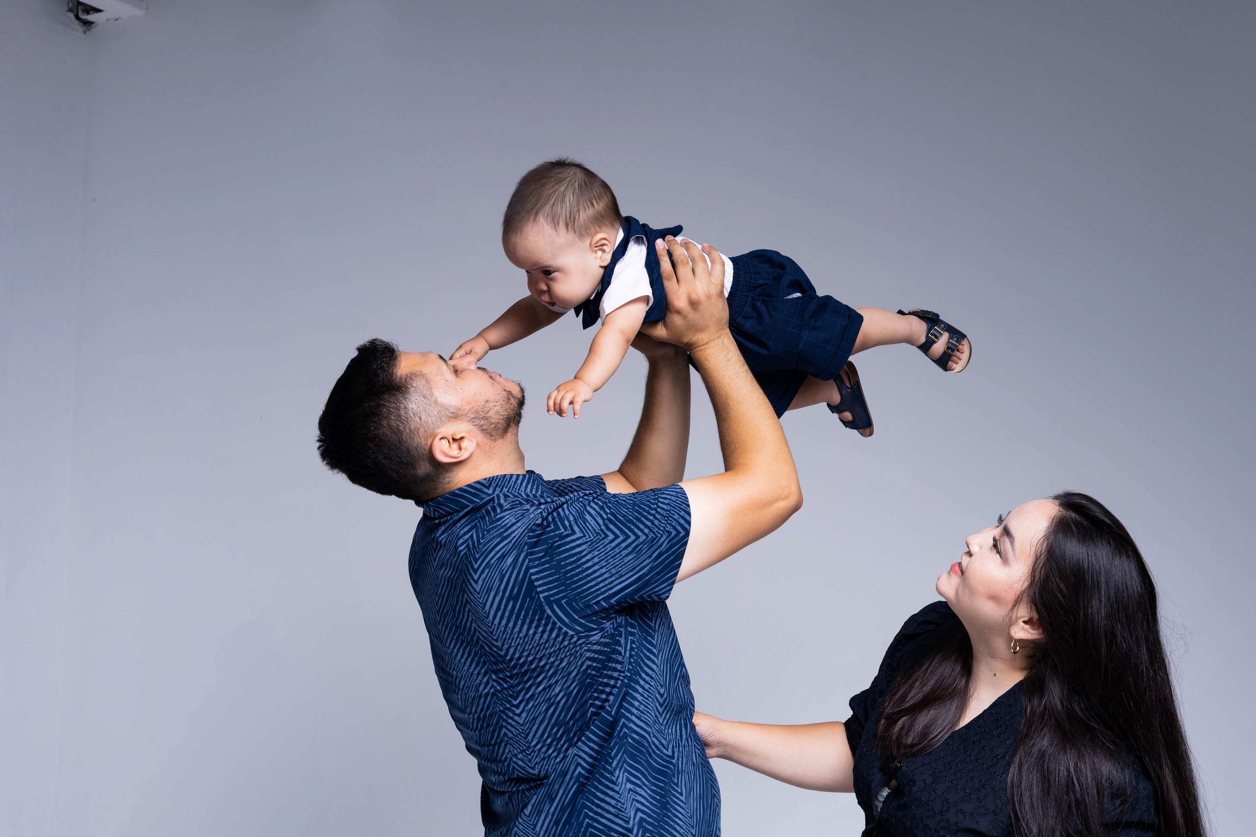 Детская семейная фотосессия в Алматы — профессиональный детский фотограф. Фотограф Алматы