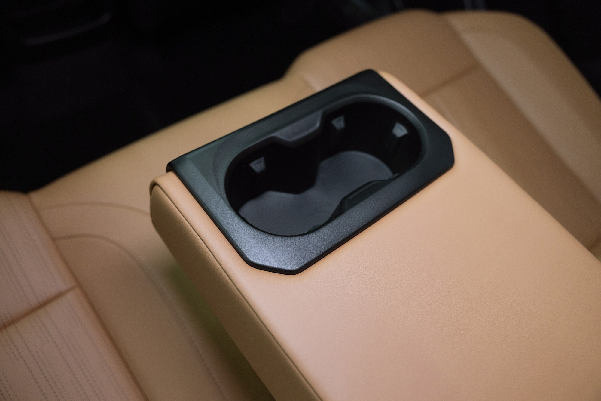 Geely Atlas 1.5T DCT (174 л. с.). Автосалон «Х-Авто»