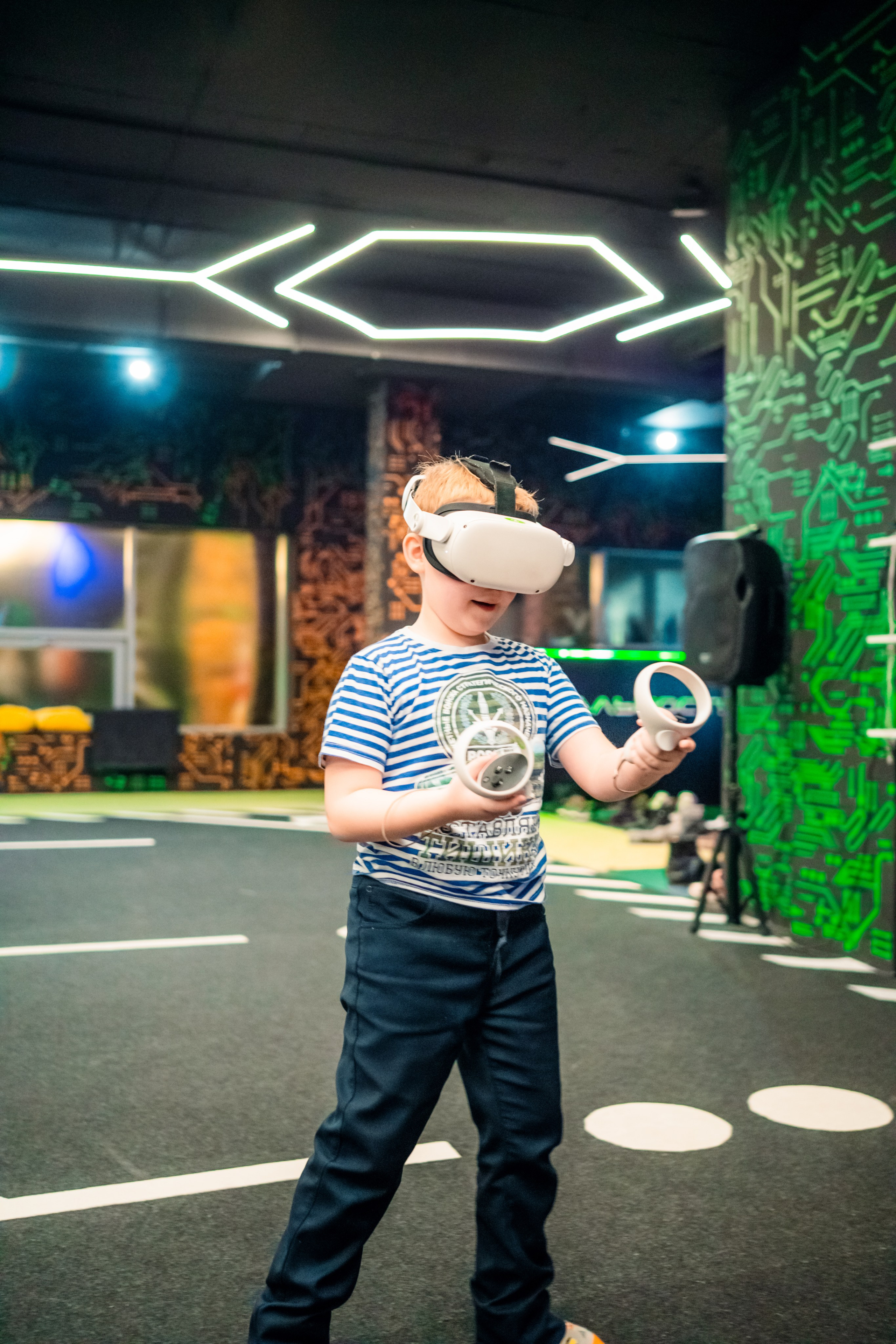 VR (November-December 2024). Felixtones