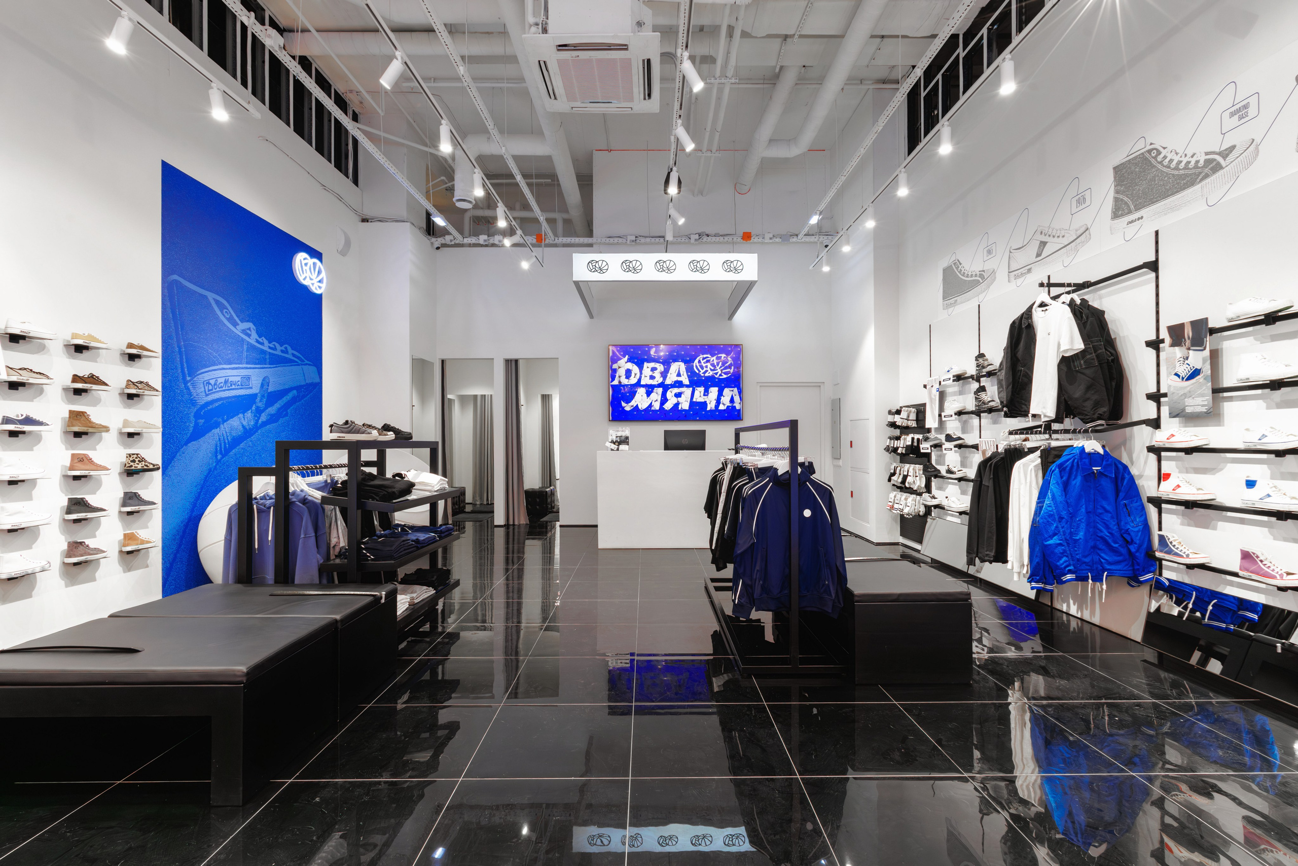 «Два Мяча» — ТРК Голливуд. Репортажный фотограф в Санкт-Петербурге Жолудев Владислав