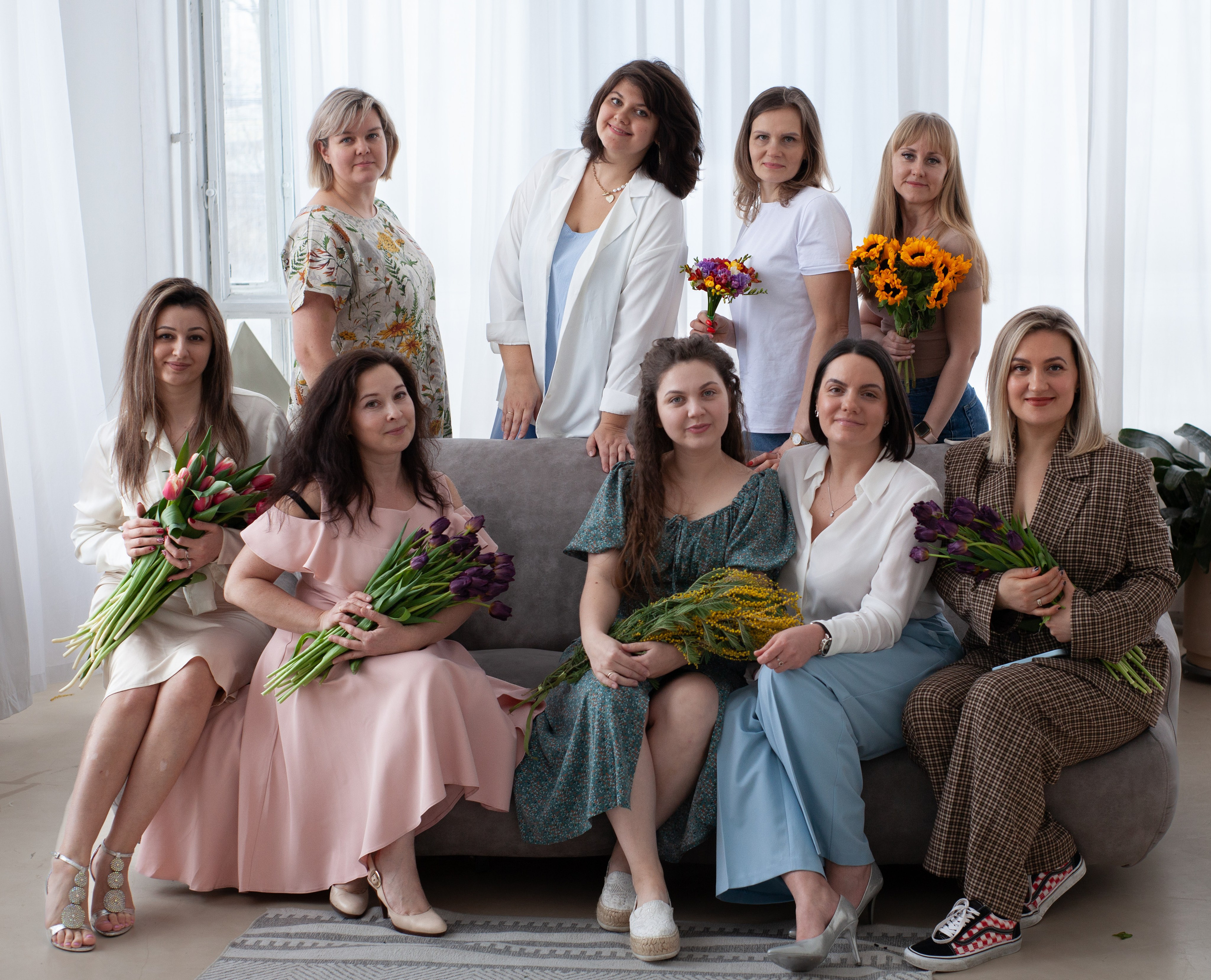 Фото день «Дарите женщинам цветы» для семейного клуба «ВМЕСТЕ». Анастасия, Фотограф женского портрета и беременности в стиле vogue