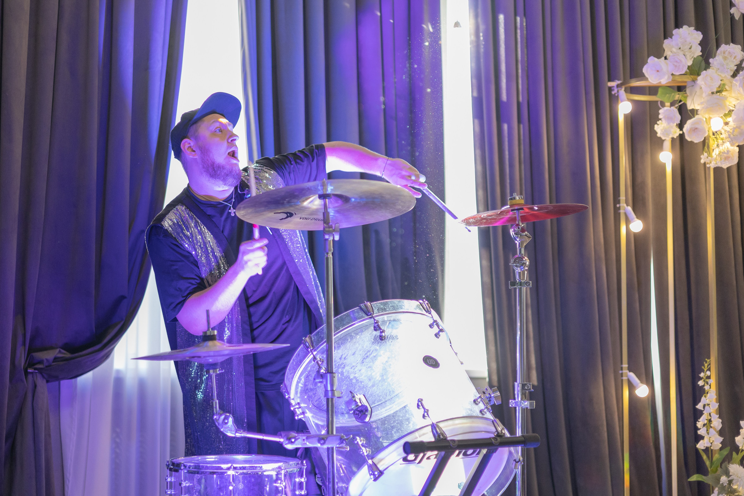 Свадебное чаепитие для молодоженов