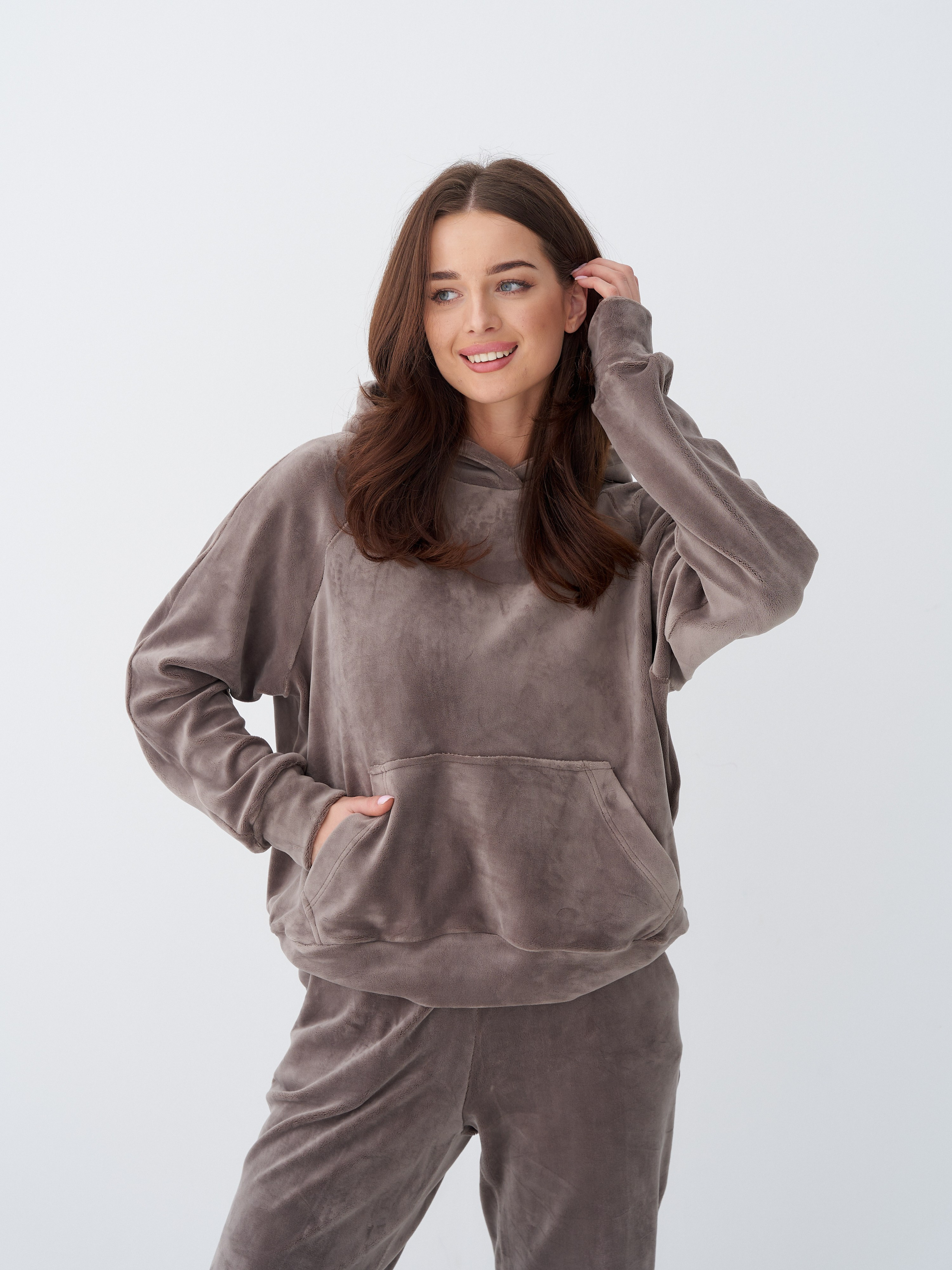 Оля. Контент для маркетплейсов и соцсетей. Фото и видео съемка