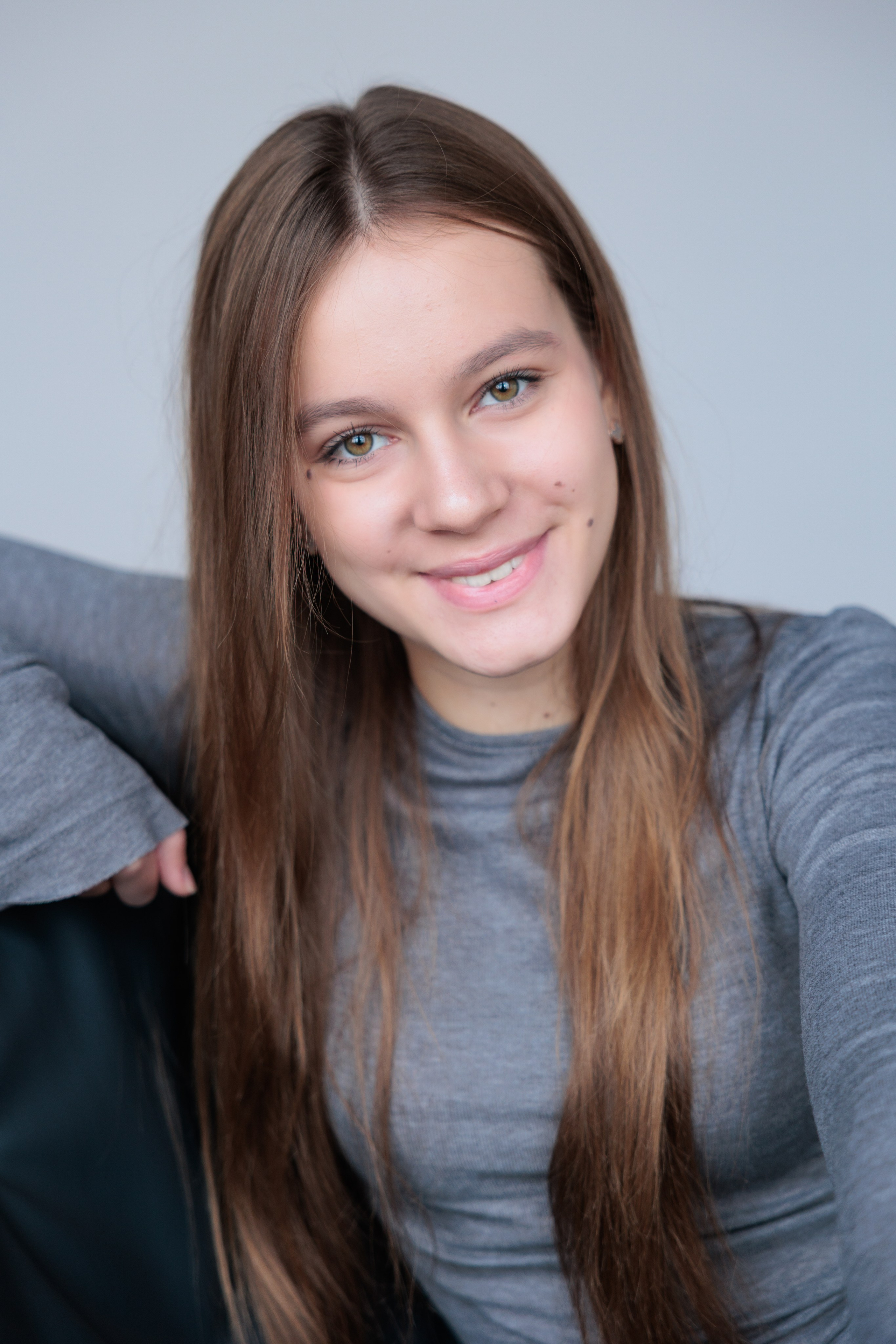 ПОЛИНА. Я фотограф из Москвы к Вашим услугам