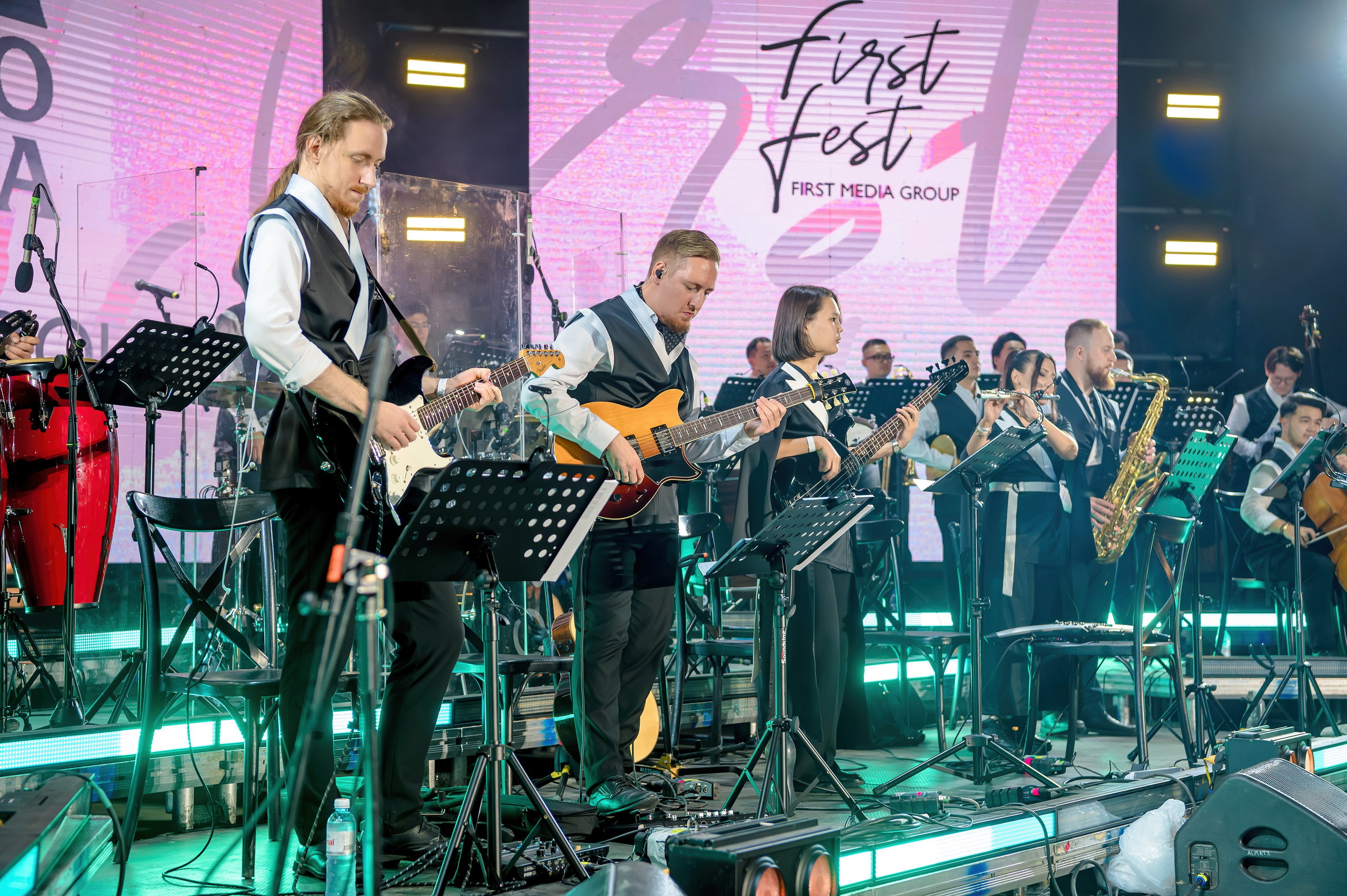 Концерты. Фестивали. Елена Северина фотограф, Алматы: репортаж (спорт, концерты, конференции), предметная и фуд-съёмка, портреты, каталоги, фэшн, ретушь