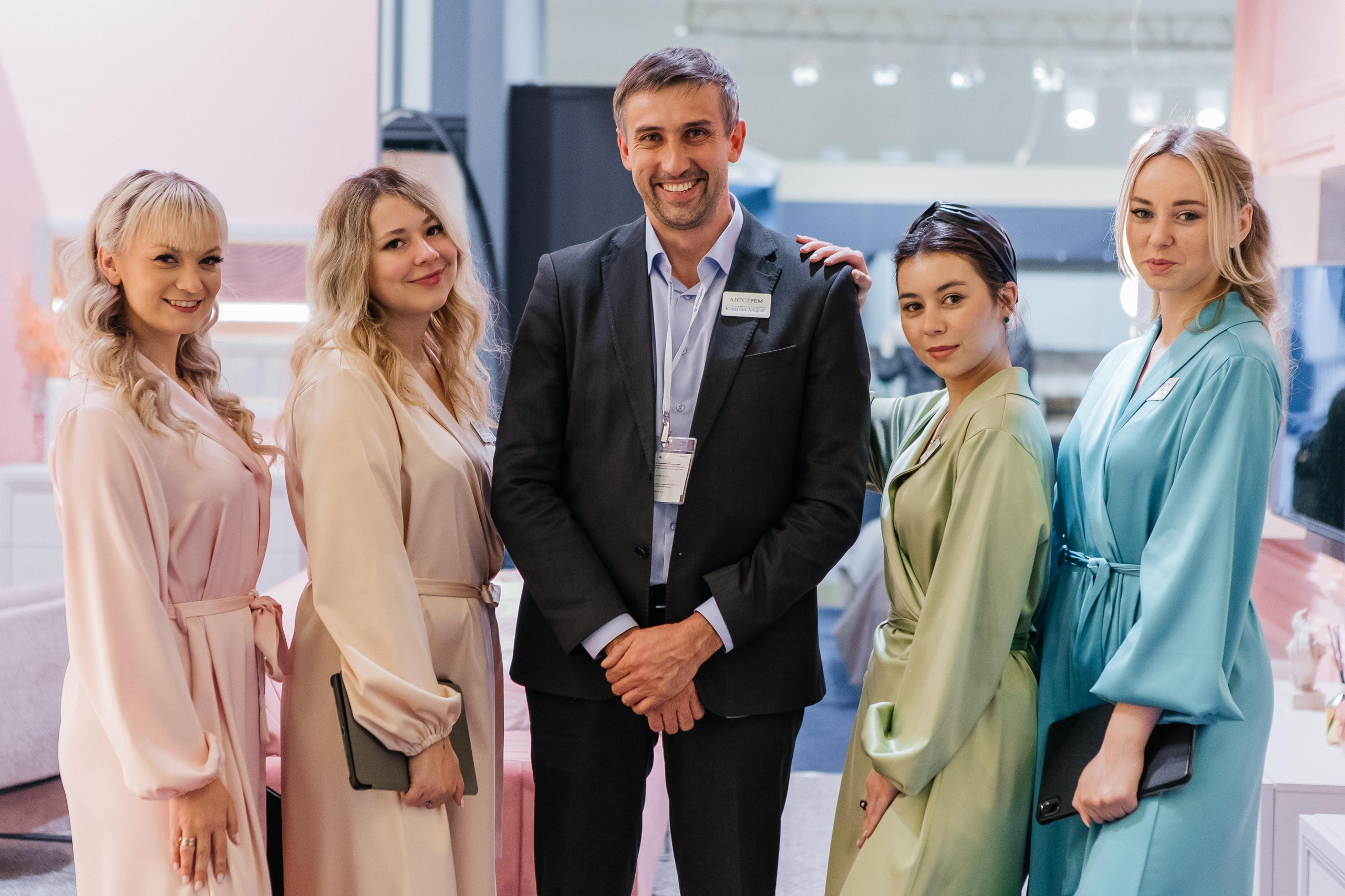 АНГСТРЕМ выставка. Фотограф в Москве Дмитрий Жарков