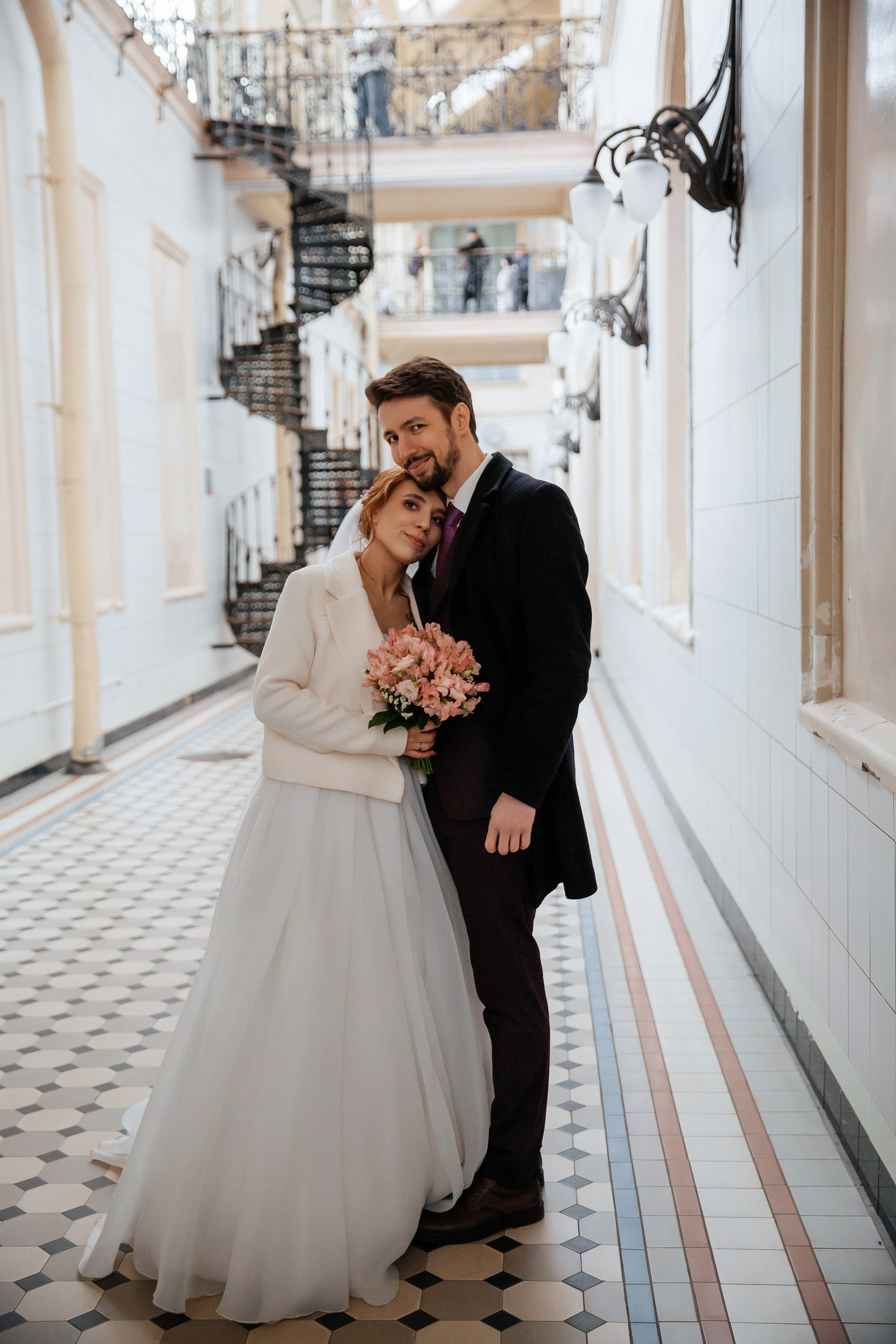 Первый ЗАГС и Фотосессия на Витебском в апреле. Свадебный фотограф в Санкт-Петербурге Вика Стукачева