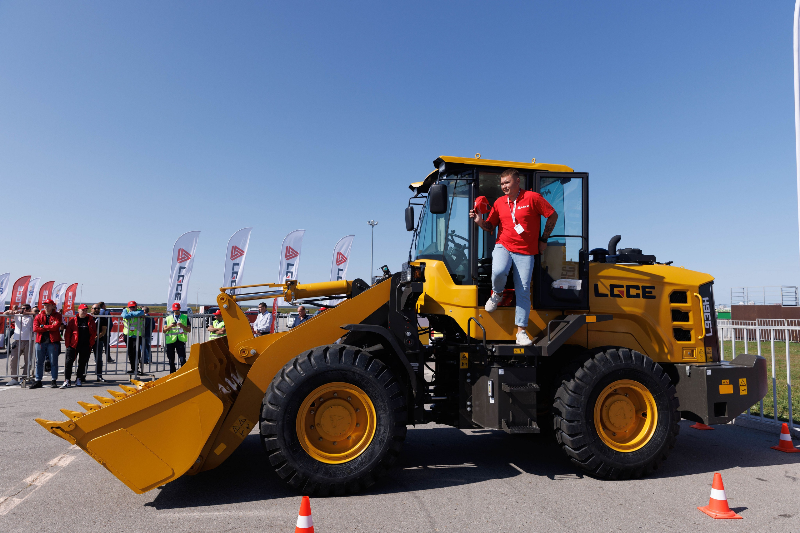LGCE. Фотограф во Владивостоке Максим Цой
