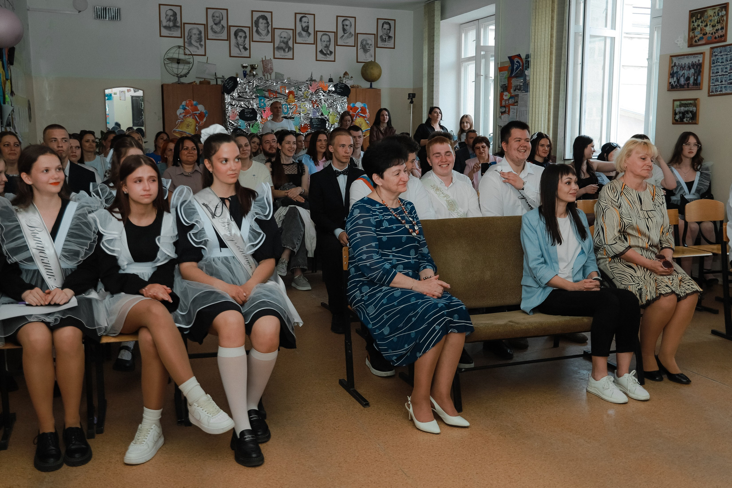 Последний звонок шк № 49. Фотограф Юлия Мальцева