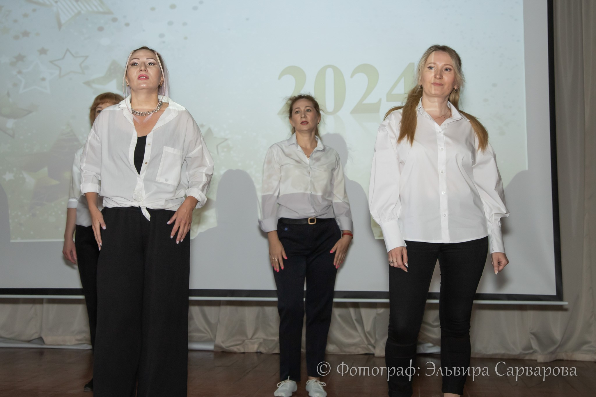 Вручение аттестатов 9 класс. Репортажный Фотограф