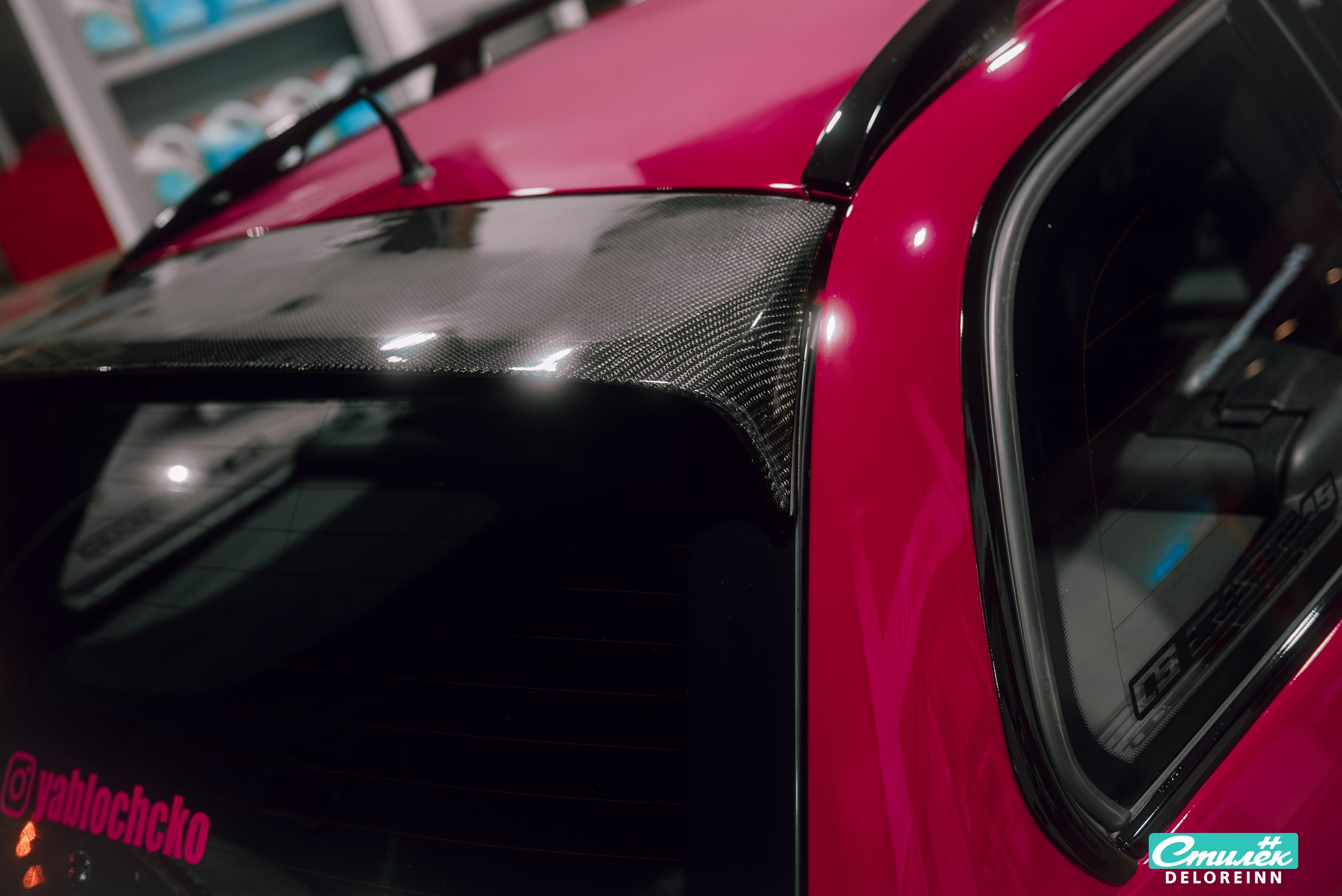 Pink BMW E46 Touring from Finland. DeLorein