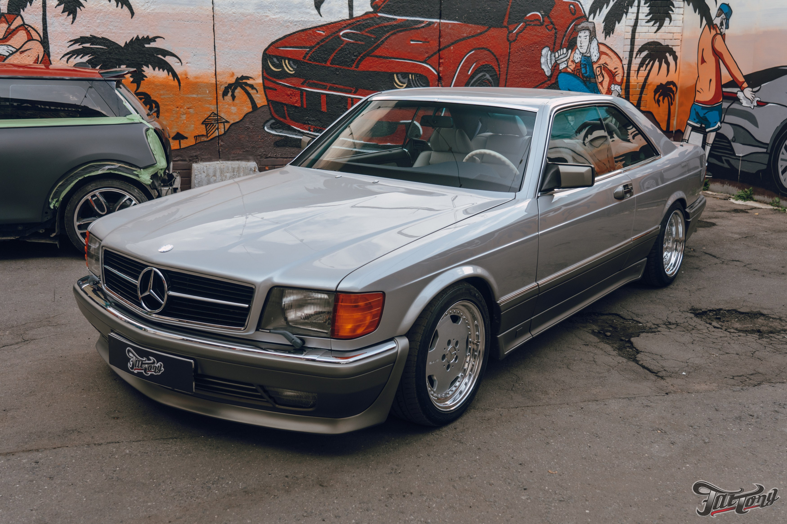 Mercedes c126 560 SEC шиномонтаж. DeLorein