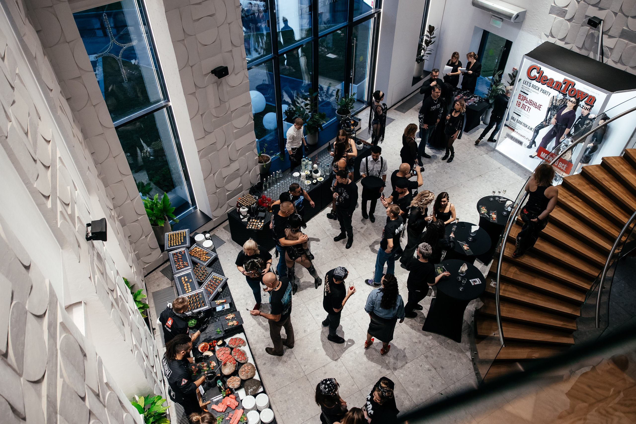 CLEANTOWN 18 лет. Свадебный и семейный фотограф