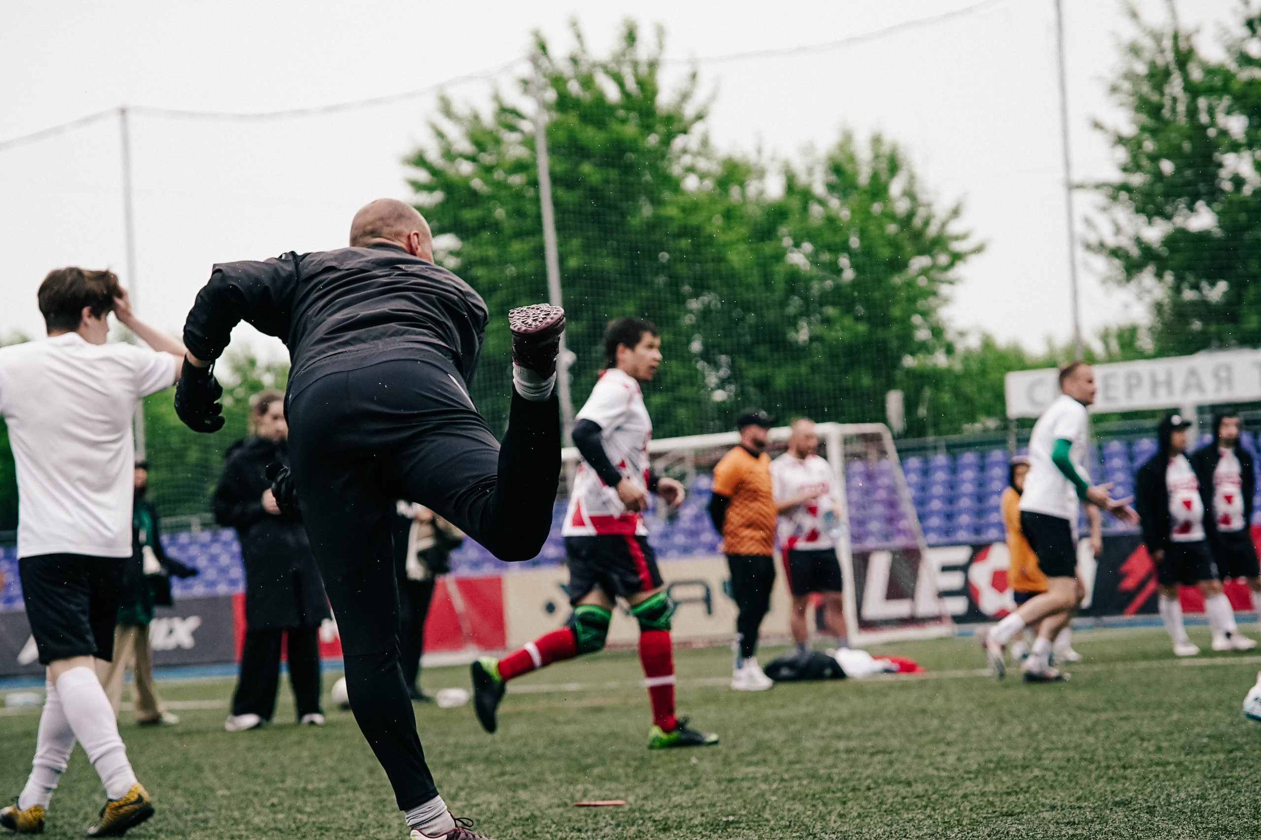 SPORT SHOOTS. Awes fram