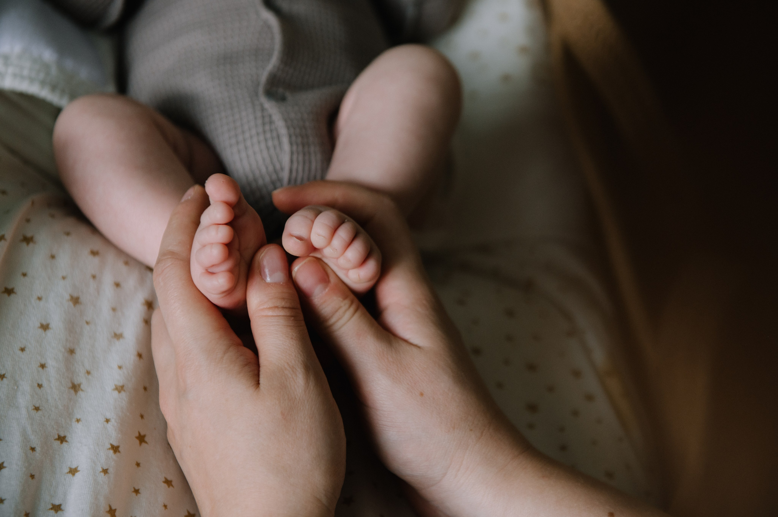 Семейная домашняя фотосессия с новорожденным. Семейный и свадебный фотограф в Москве Татьяна Николаева