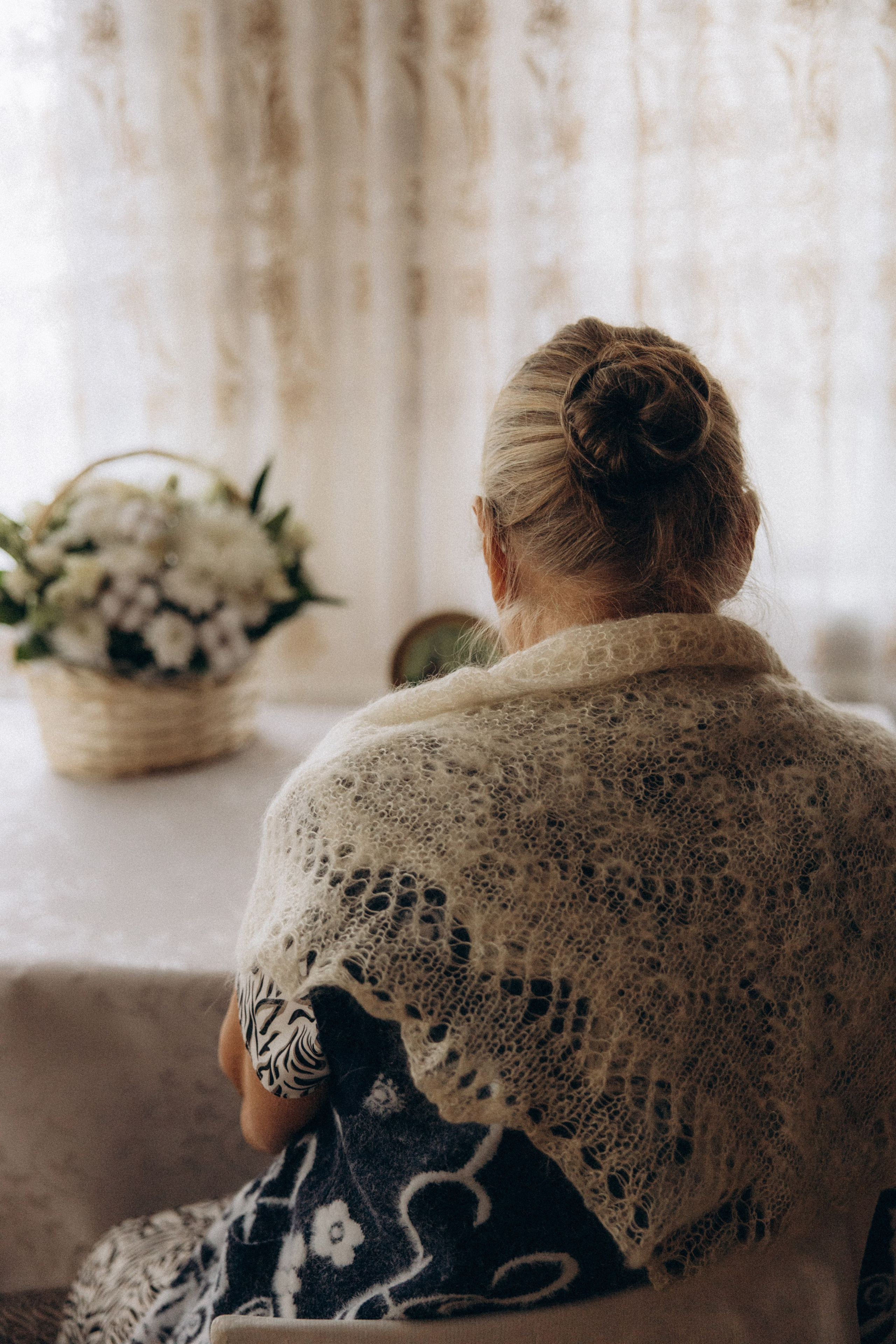Аня и бабушка. Семейный фотограф Губкин/Старый Оскол