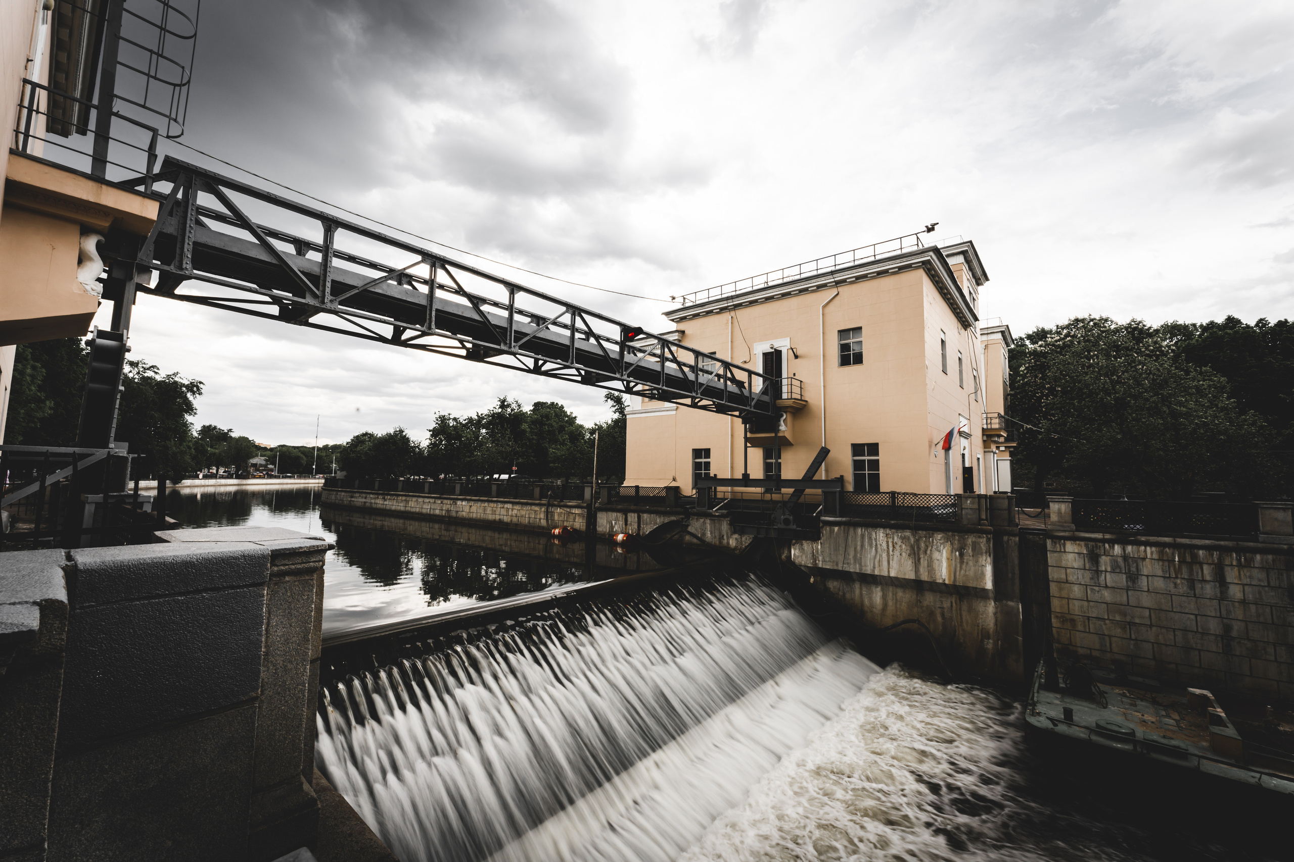 Сыромятнический гидроузел в Москве