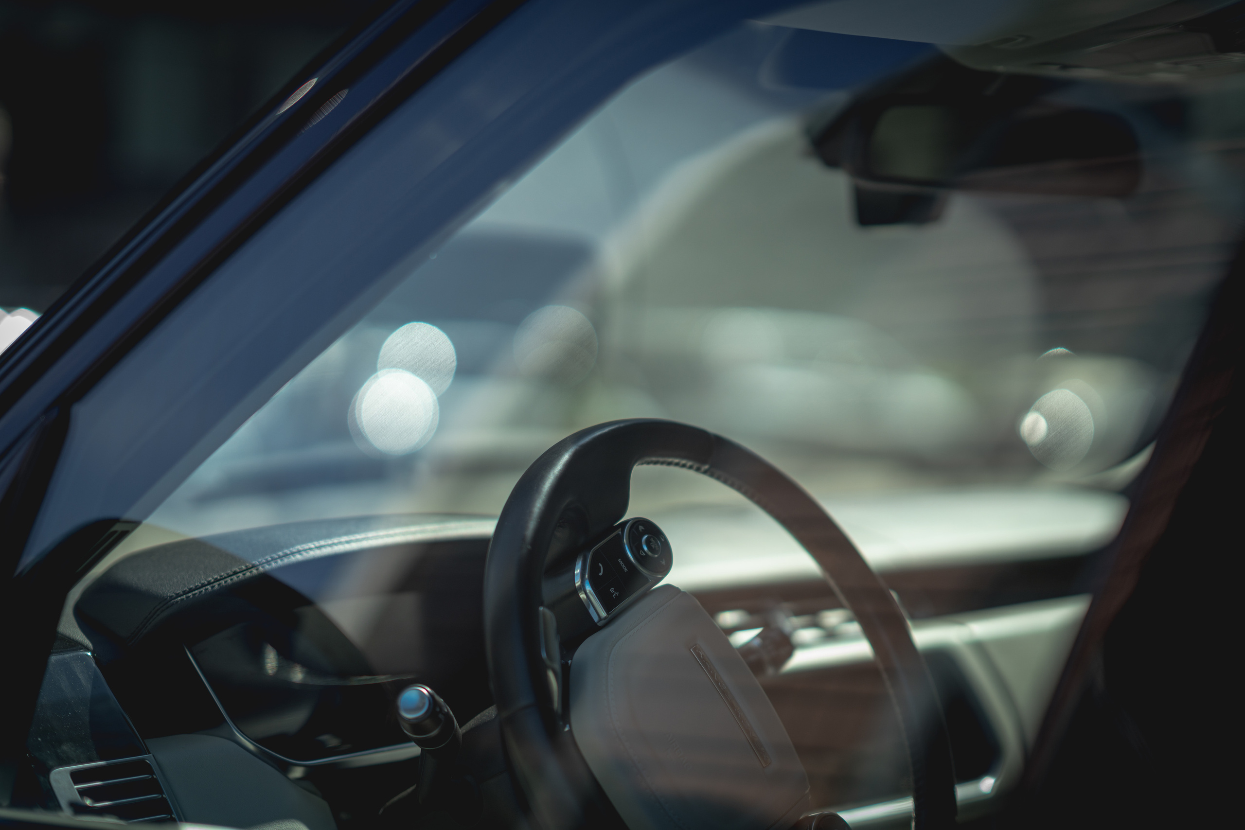 Landrover в Москва-Сити