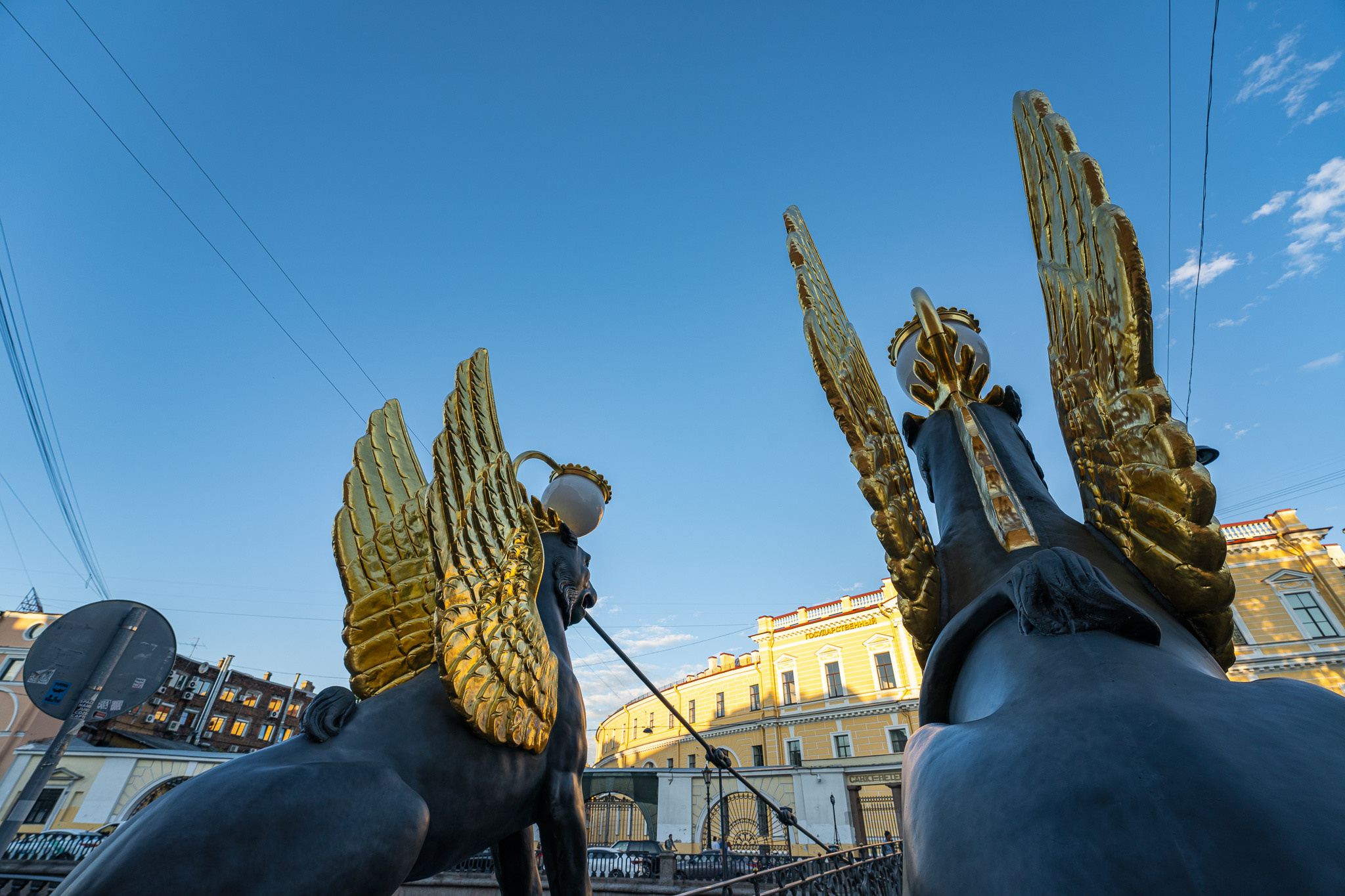 Банковский мост в Санкт-Петербурге
