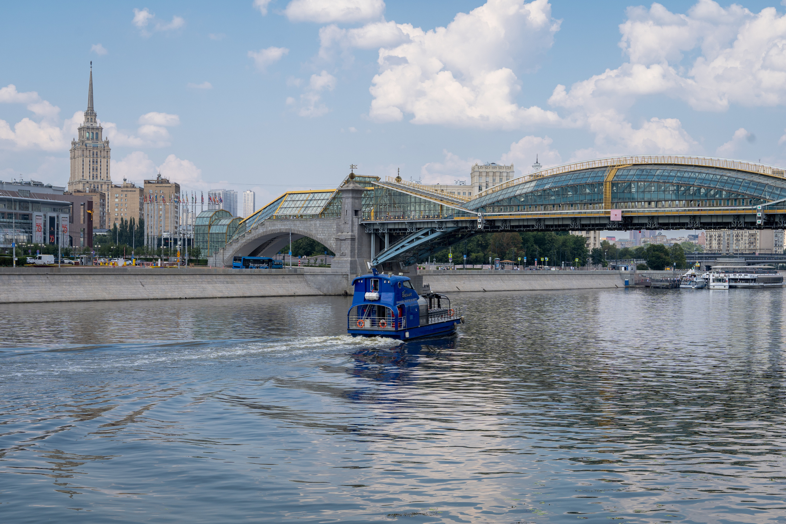 Кораблик на Москве-реке