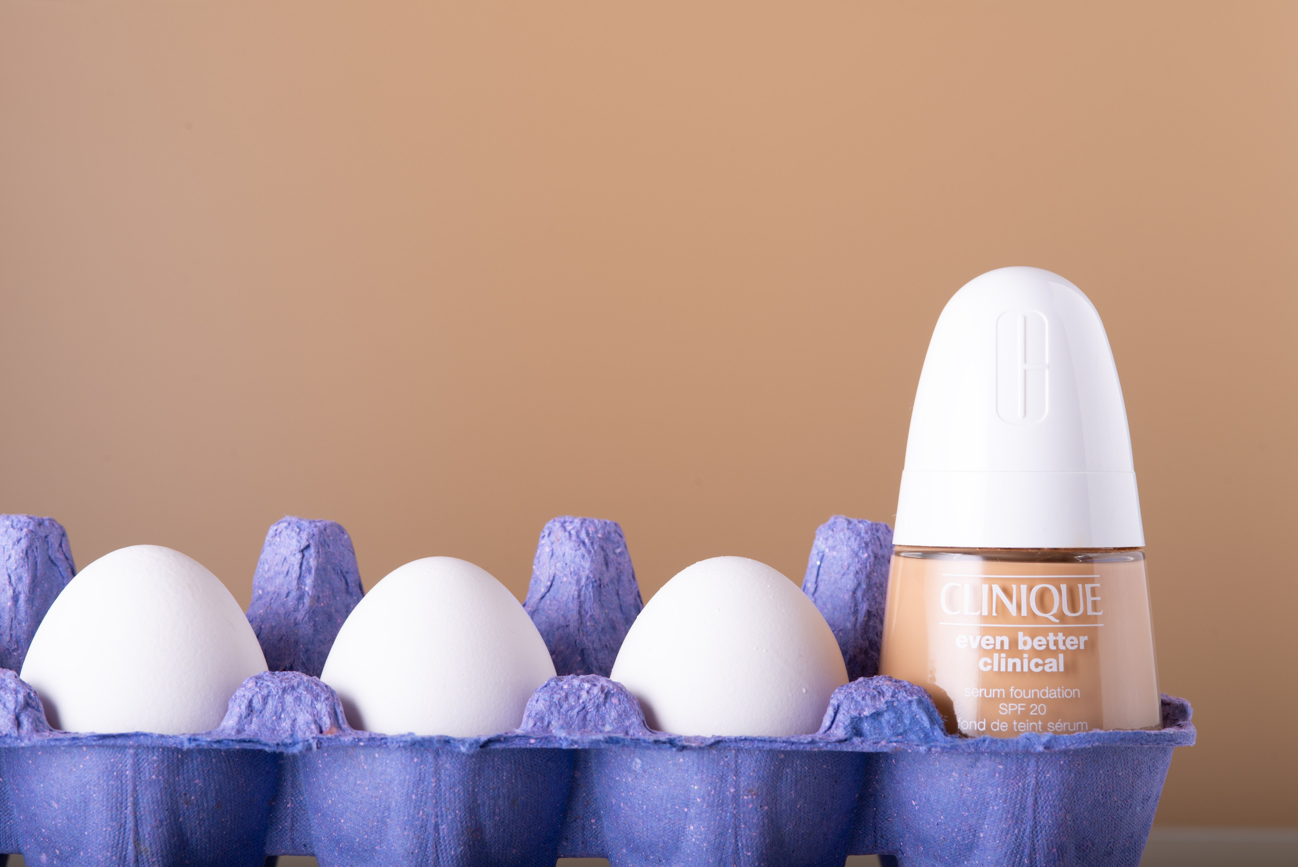 BEFORE / AFTER. RETOUCHER / Beauty / Product / Fashion / Commercial