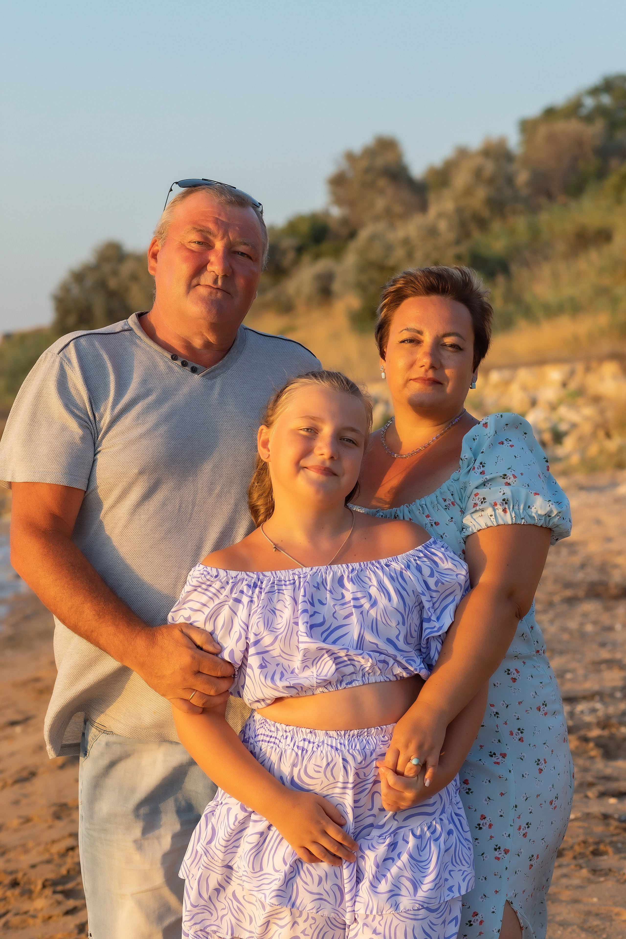 Юля, Оля, Соня, Вова, Андрей. Семейный фотограф г. Темрюк Николаева Надежда