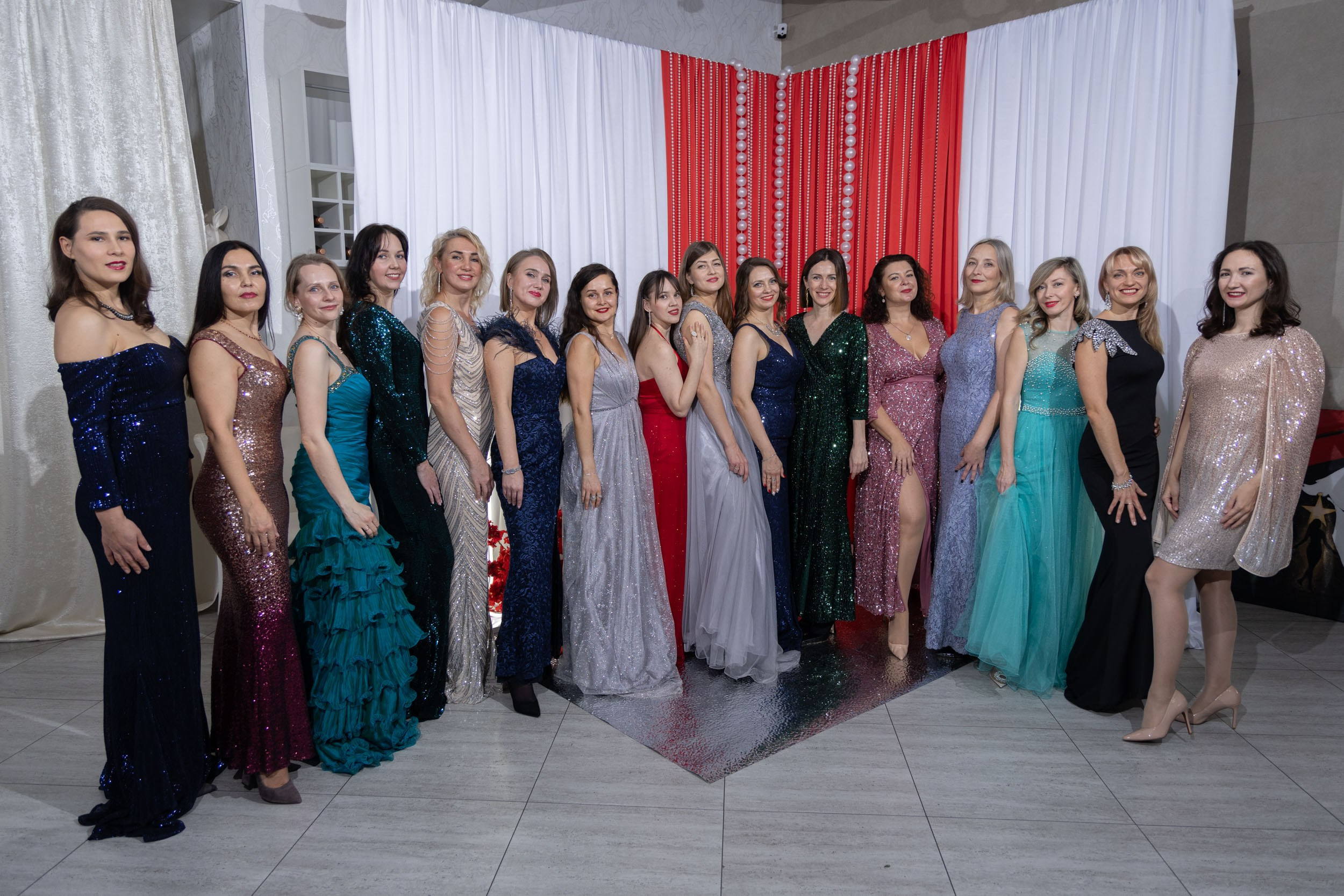 Фоторепортаж со дня Рождения регионального отделения «PRОженщин»