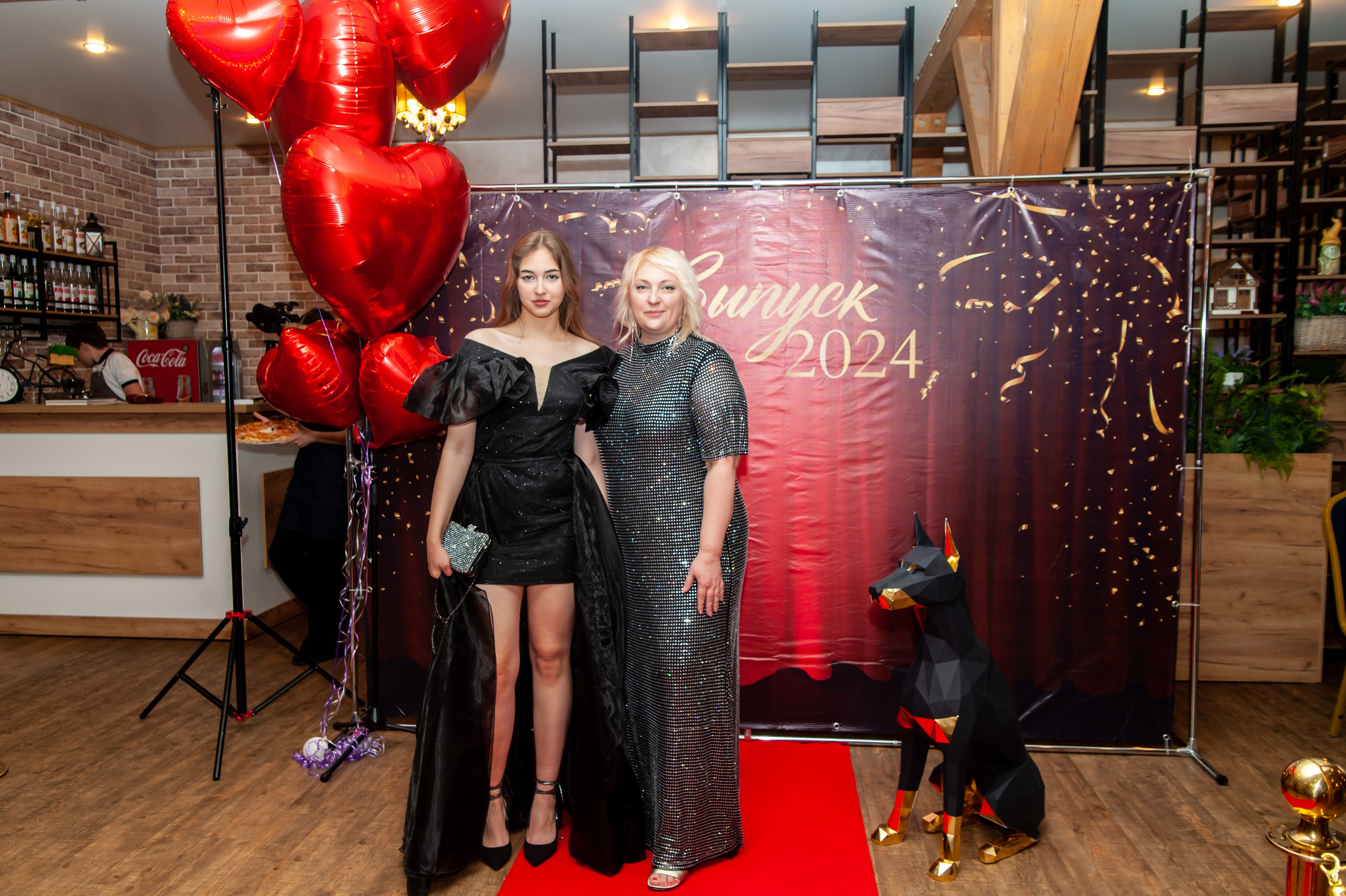 Выпускной МАОУ СОШ № 17 им. Эдуарда Есаяна. Свадебный и семейный фотограф Денис Лукьянов в Краснодаре, Краснодарском крае и Республике Крым