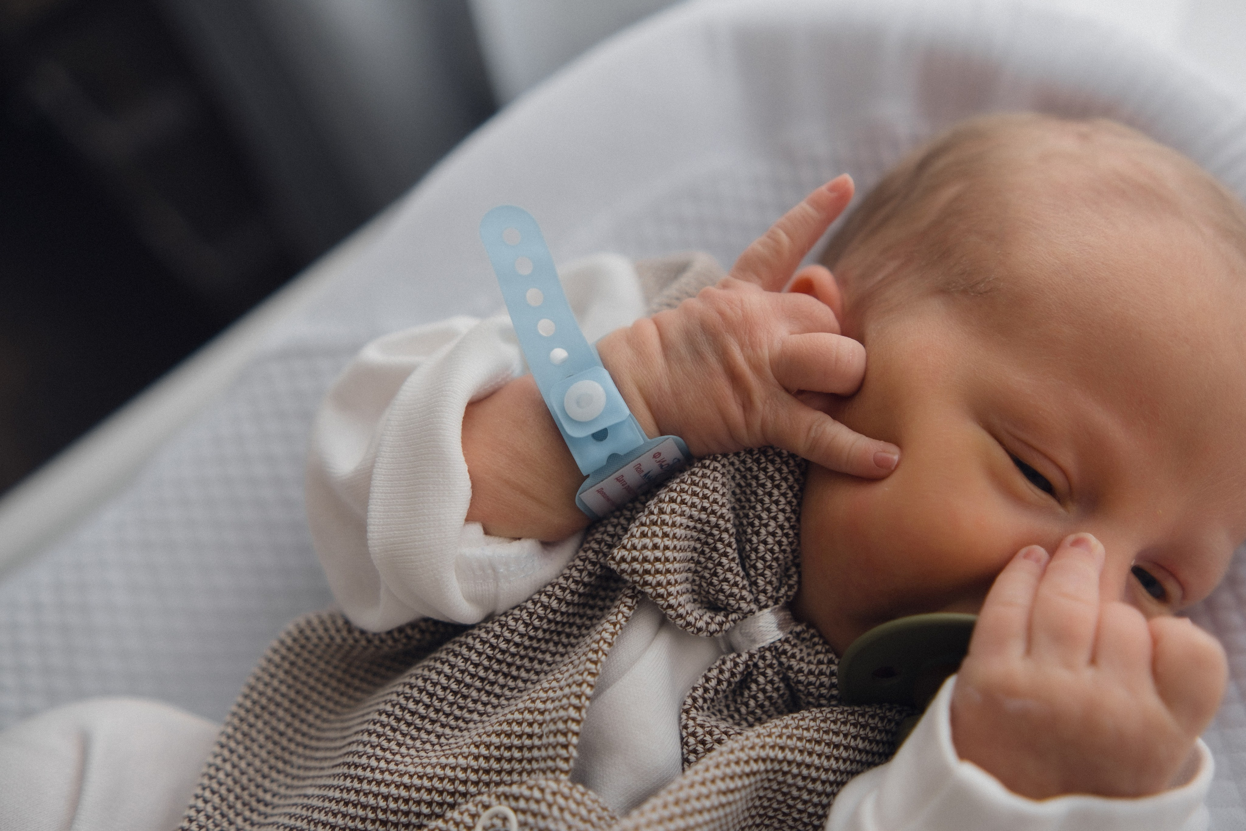 Мирон, первый день дома. Семейный фотограф Уфа Головченко Анастасия