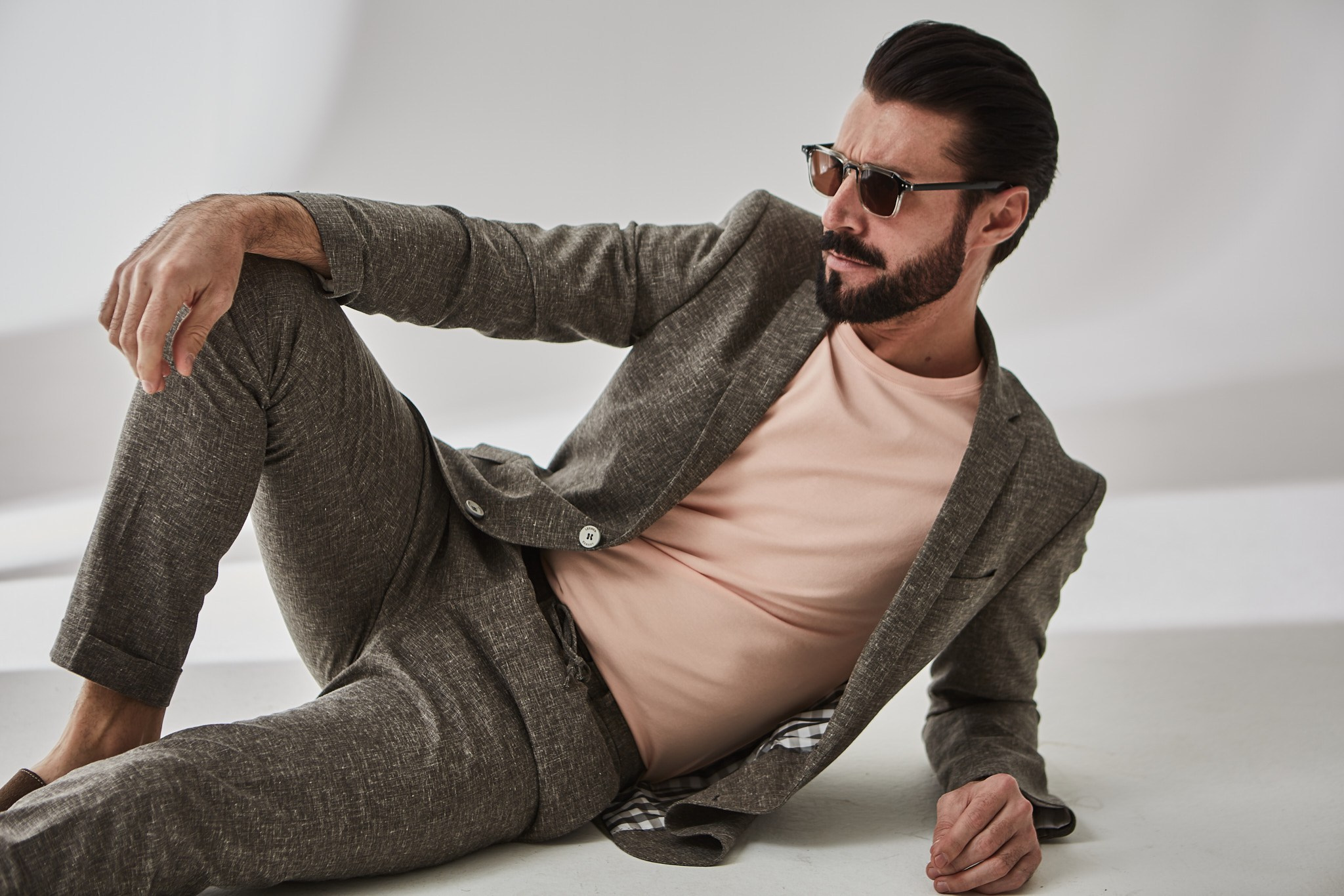 Александр Райский. Продакшен г. Москва съемка мужской одежды, мужские модели, фото и видео, организация под ключ