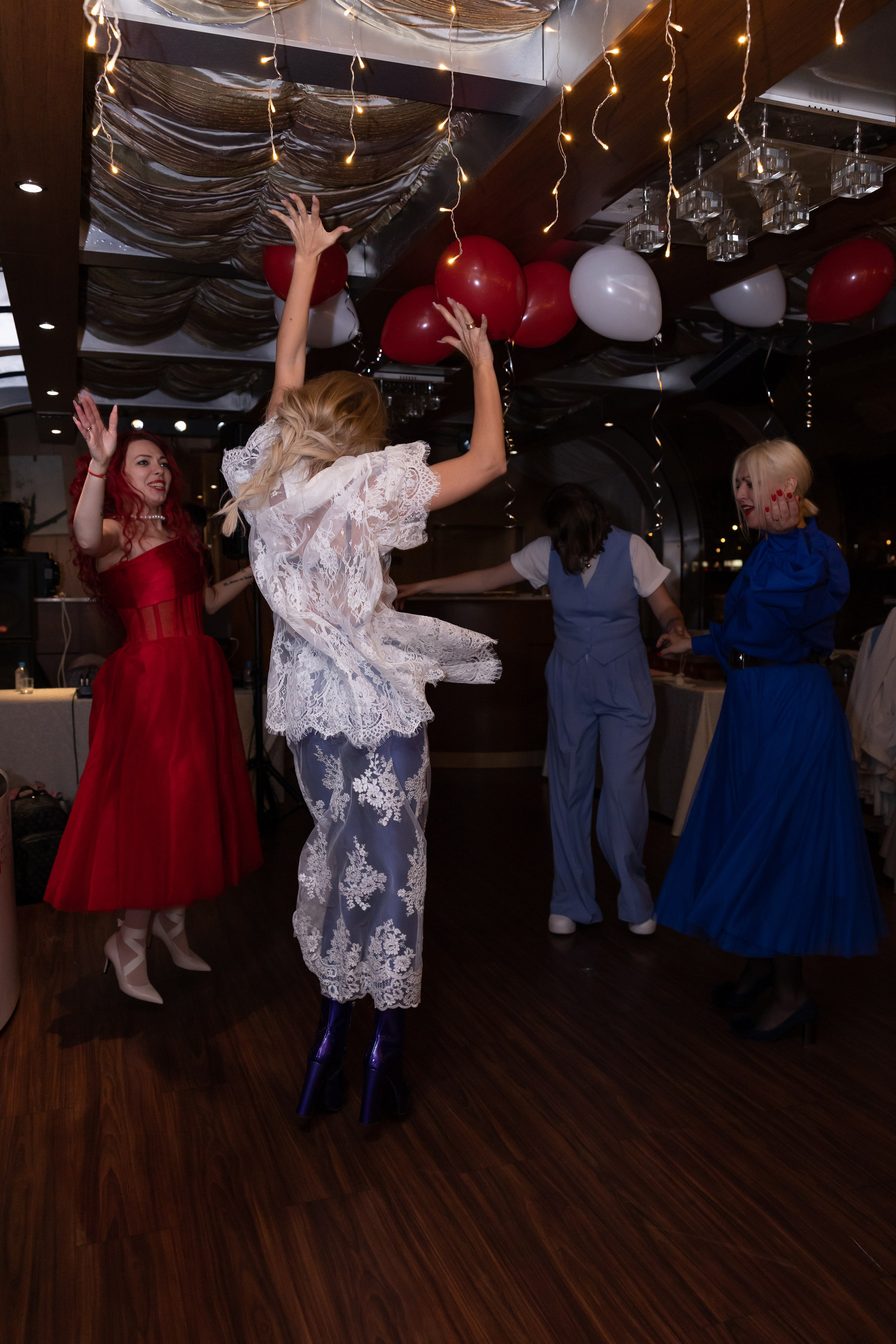 Ксения и Чаатай (теплоход). Сказочный фотограф для Вас и Вашей семьи