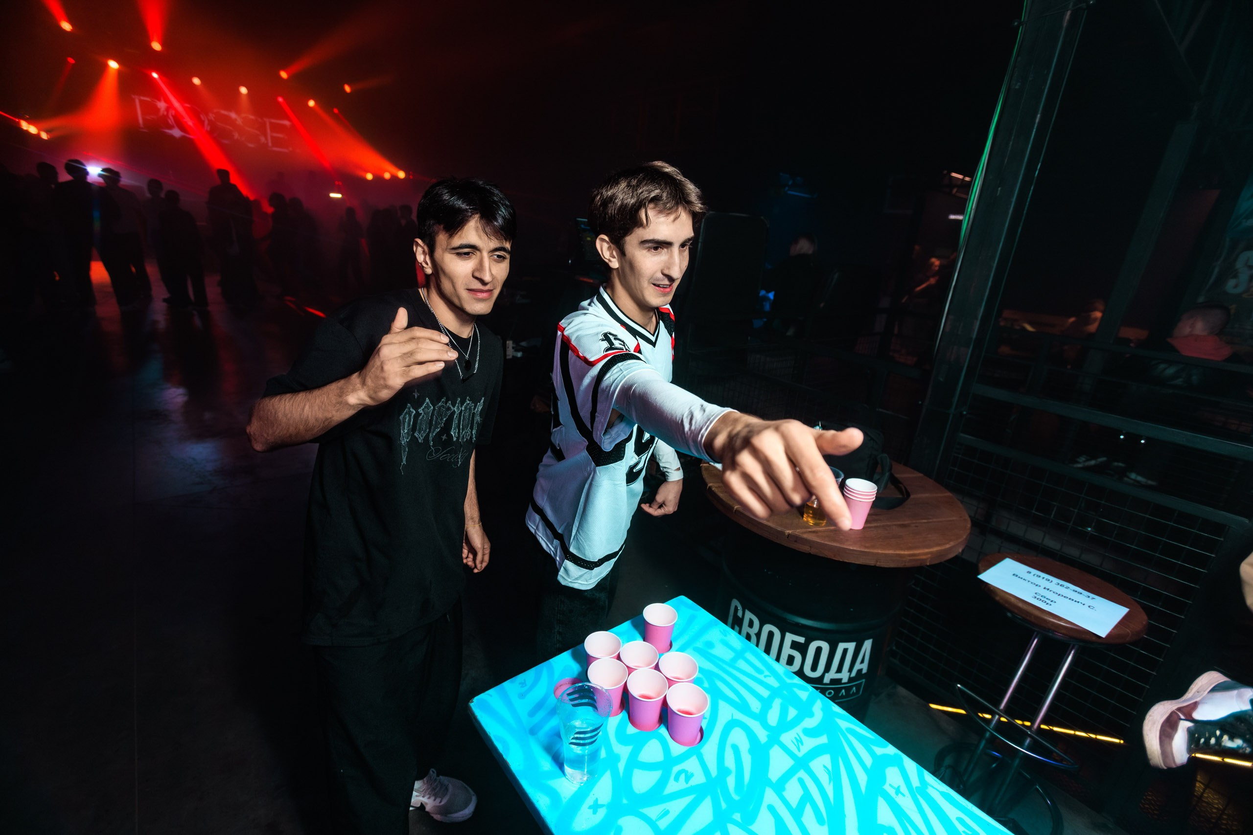 Hot girls club. Репортажный фотограф Екатеринбург | Яркий, качественный репортаж | Концерты, клубы, репортаж, праздники, корпоративы