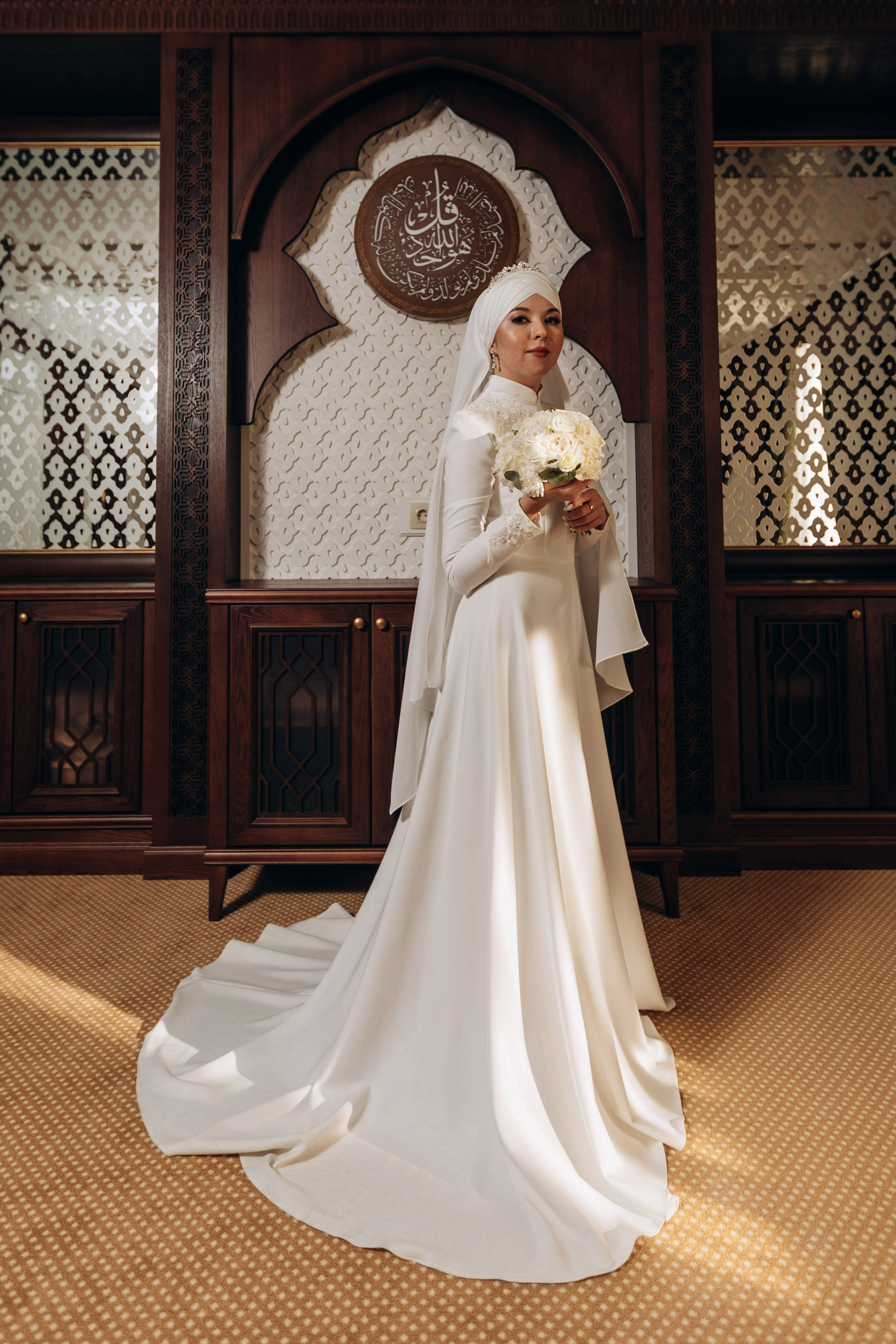 никах в мечети Ахмадзаки,  фотосессия в мечети Ахмадзаки, фотограф на никах Казань Ranas4you, образ невесты на никах, завязывание платка Казань, платье на никах Казань, фотограф на мусульманские свадьбы Ranas4you