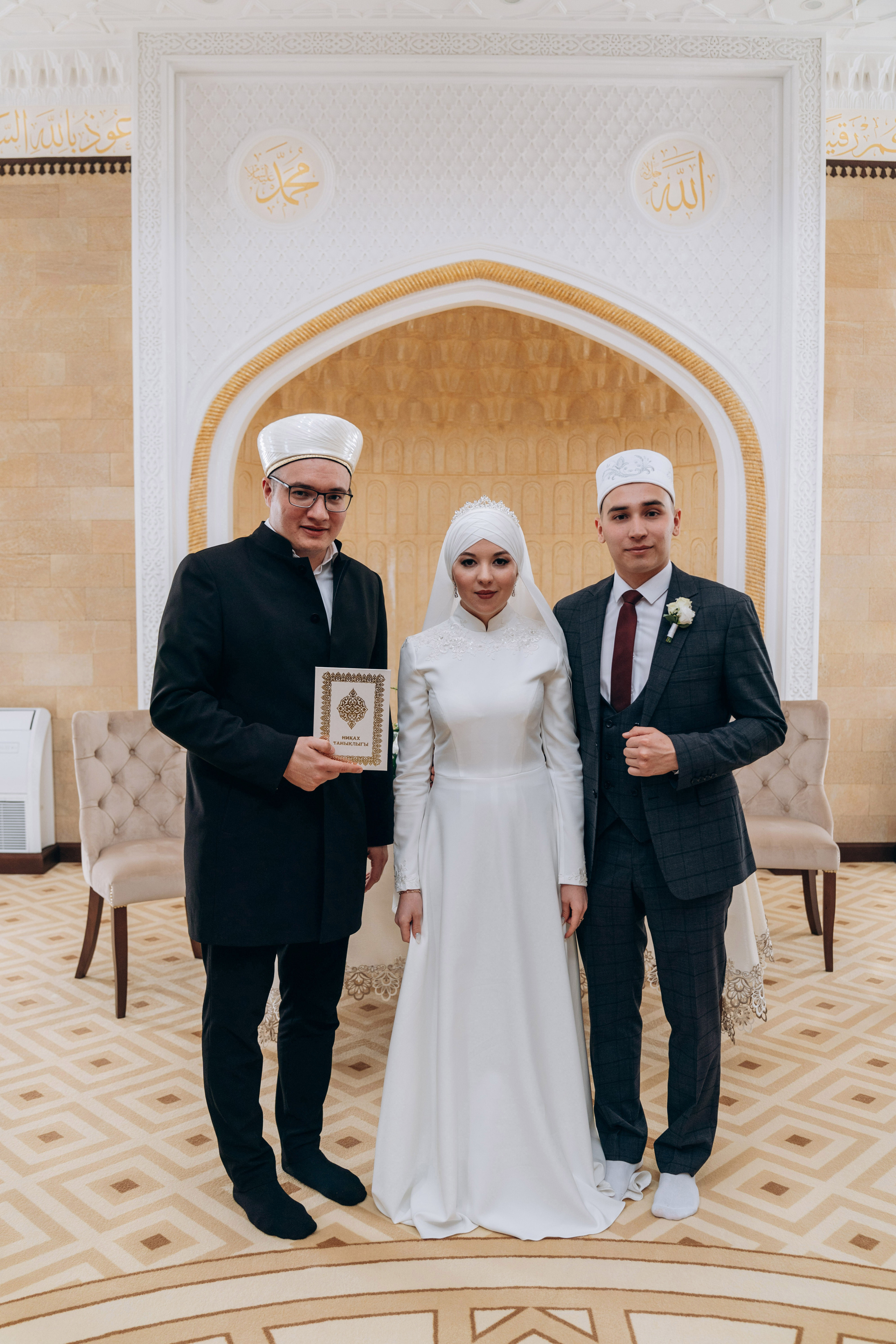 никах в мечети Ахмадзаки,  фотосессия в мечети Ахмадзаки, фотограф на никах Казань Ranas4you, образ невесты на никах, завязывание платка Казань, платье на никах Казань, фотограф на мусульманские свадьбы Ranas4you