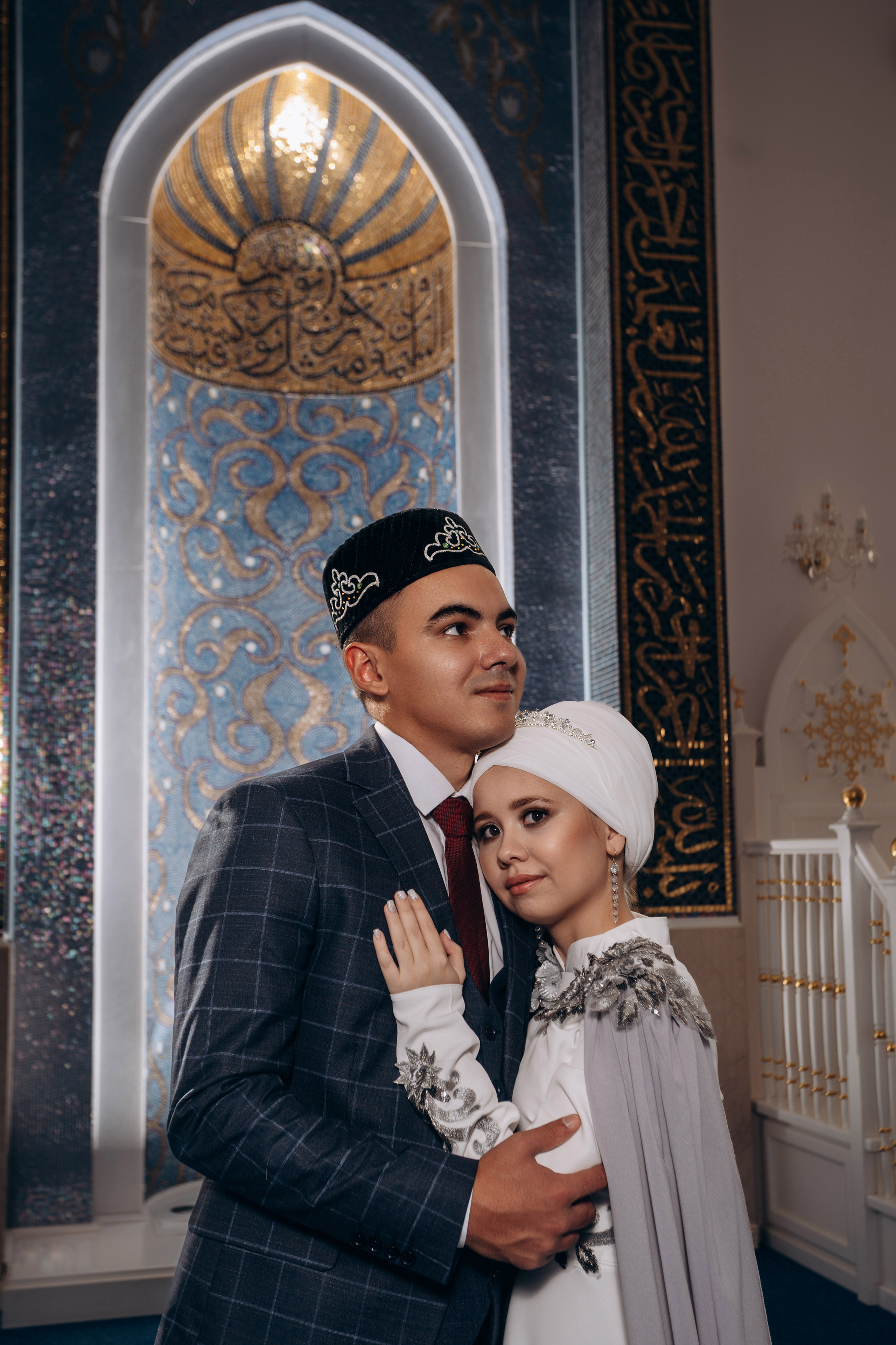 никах в мечети Иман Нуры, фотосессия в мечети Иман Нуры, фотограф на никах в Казани Ranas4you, образ невесты на никах, завязывание платка Казань, платье на никах Казань