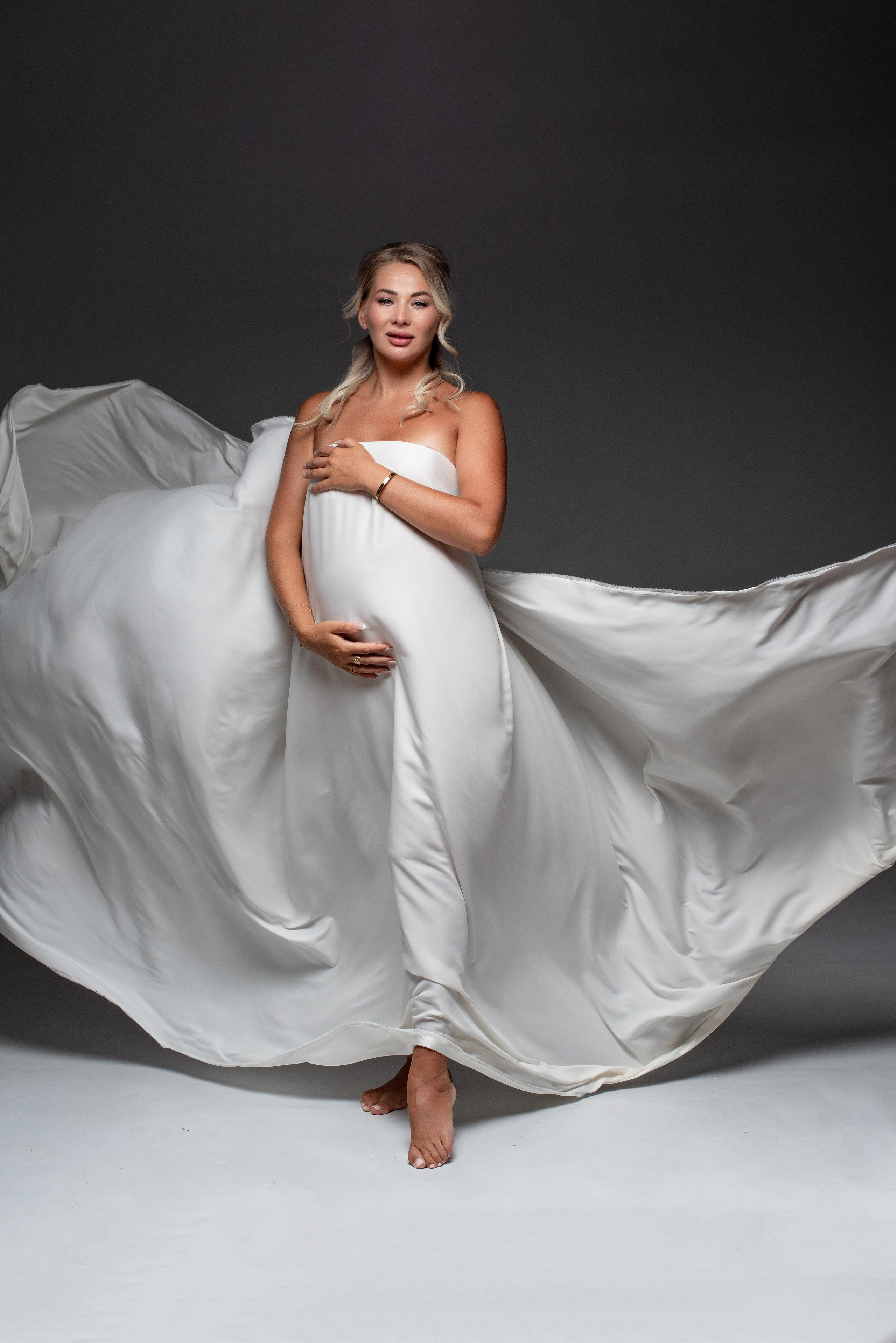 Ирина Картавченкова Беременность. Фотограф Татьяна Иванчикова