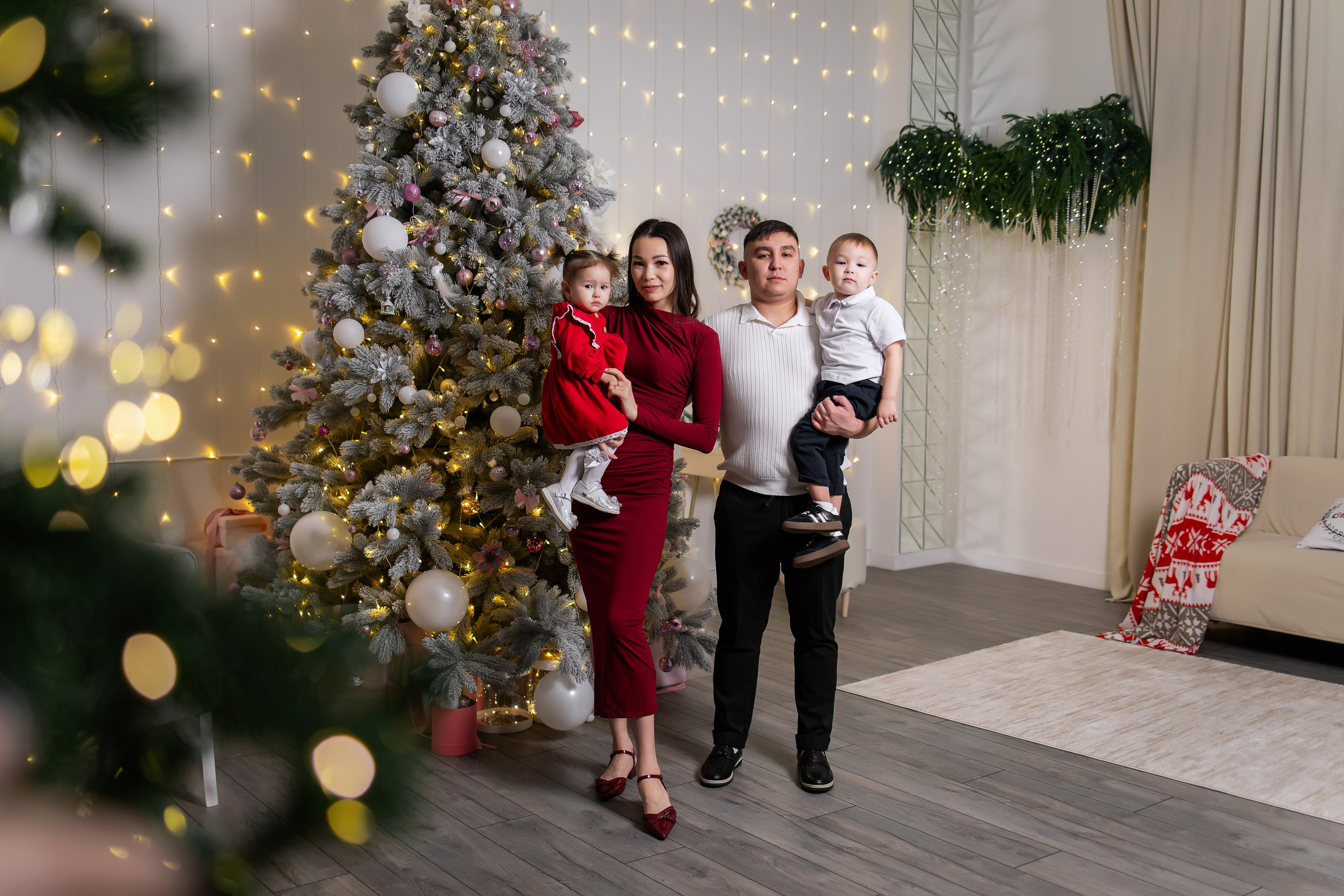 Ваши фотографии. Интерьерная фотостудия Background в Омске