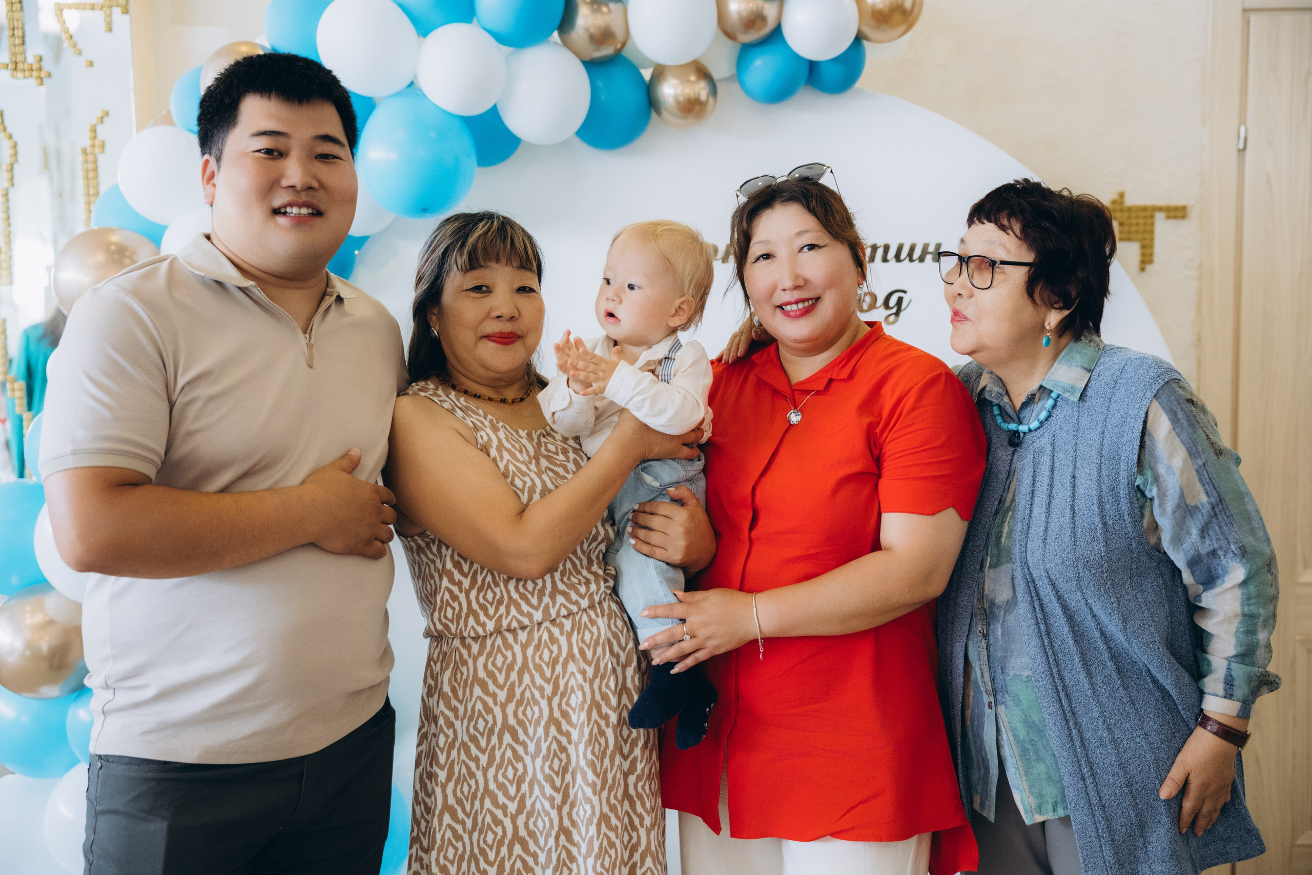 Милан (Константину год). Свадебный, семейный фотограф в Иркутске Светлана Макаричева