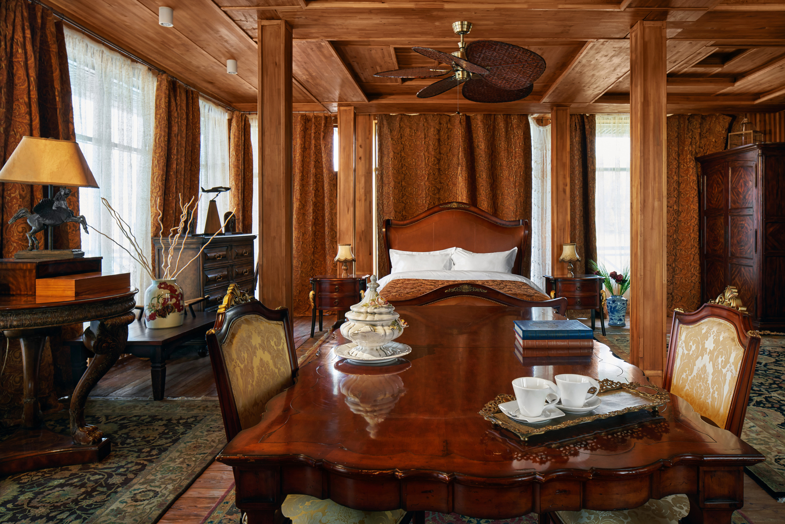 Фотосессия интерьера номера отеля. Фотограф интерьеров в Калининграде. 