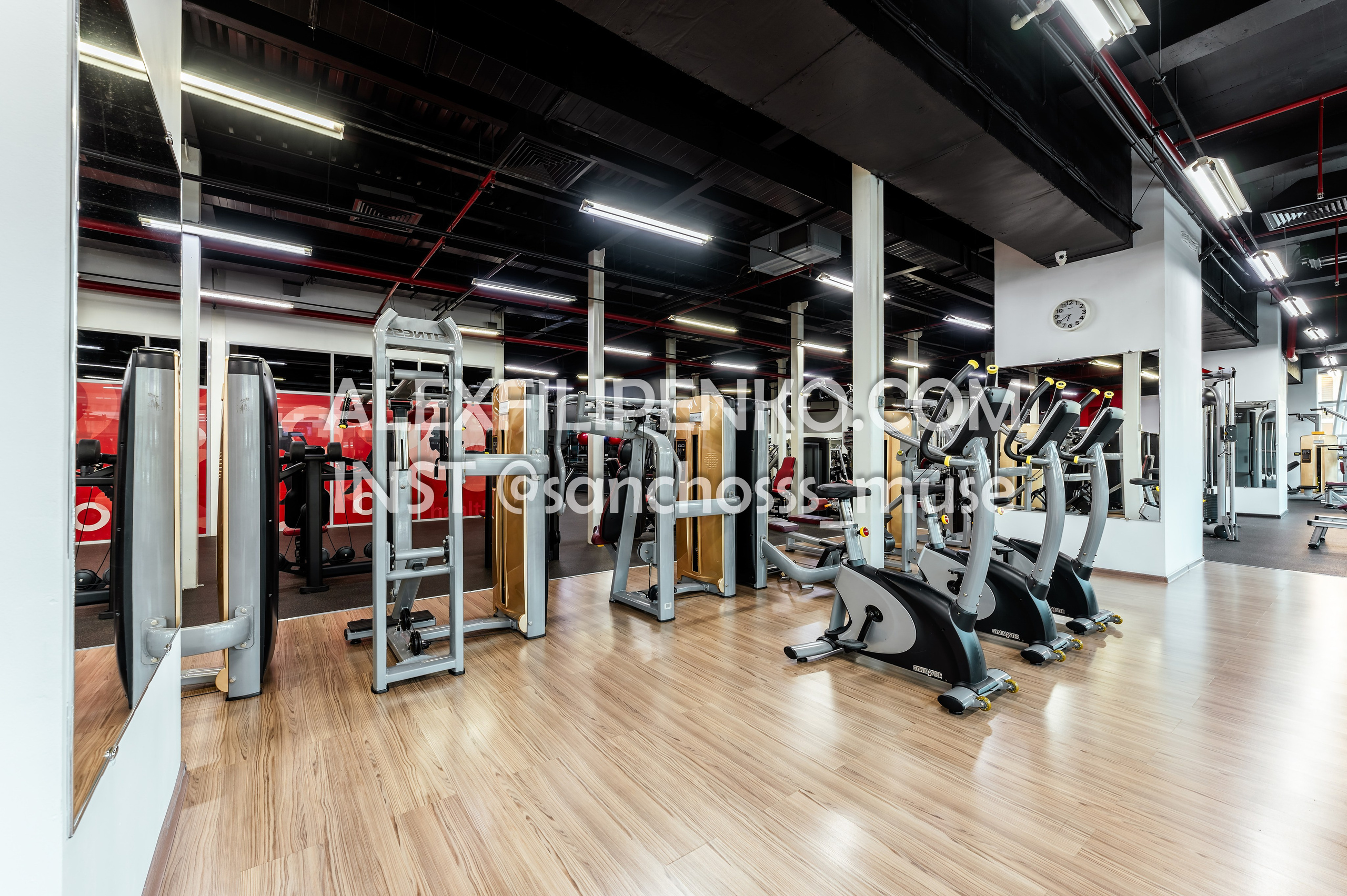 WORKOUT Достык 18. Фотограф интерьера недвижимости и архитектуры в Астане