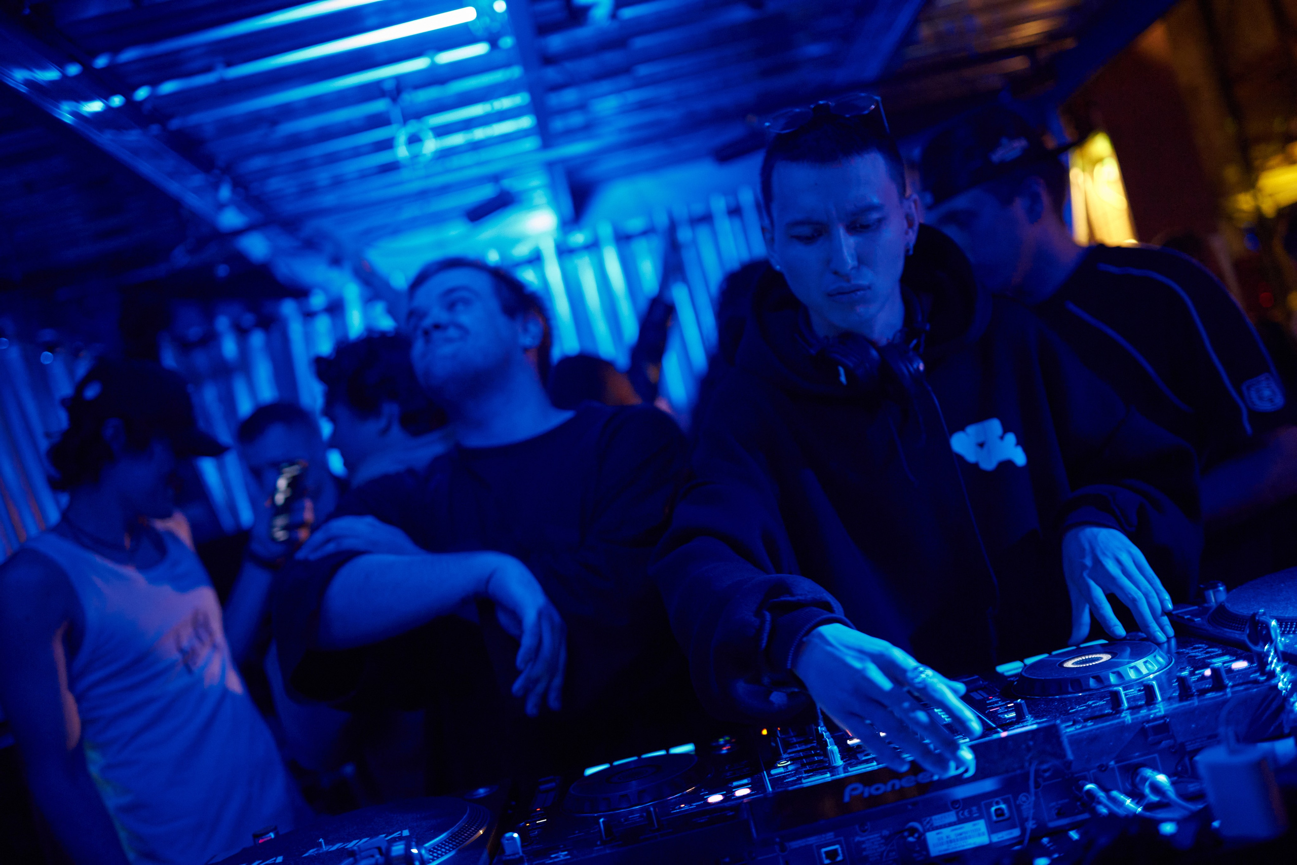 Винный склад. Коммерческий и репортажный фотограф в Санкт-Петербурге — Туся Сушка