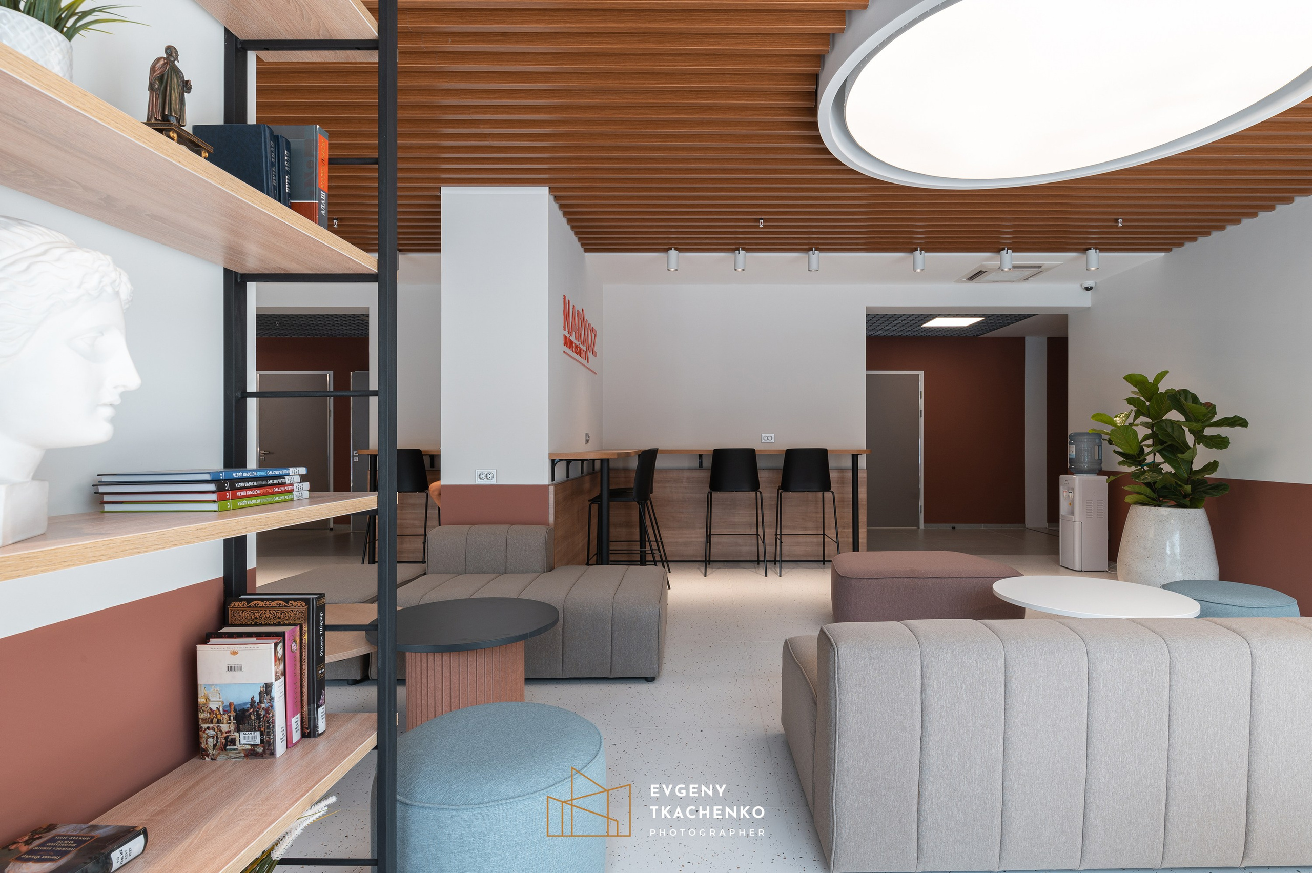 Общежитие университета NarXoz в Алматы. Архитектурный и интерьерный фотограф в Казахстане